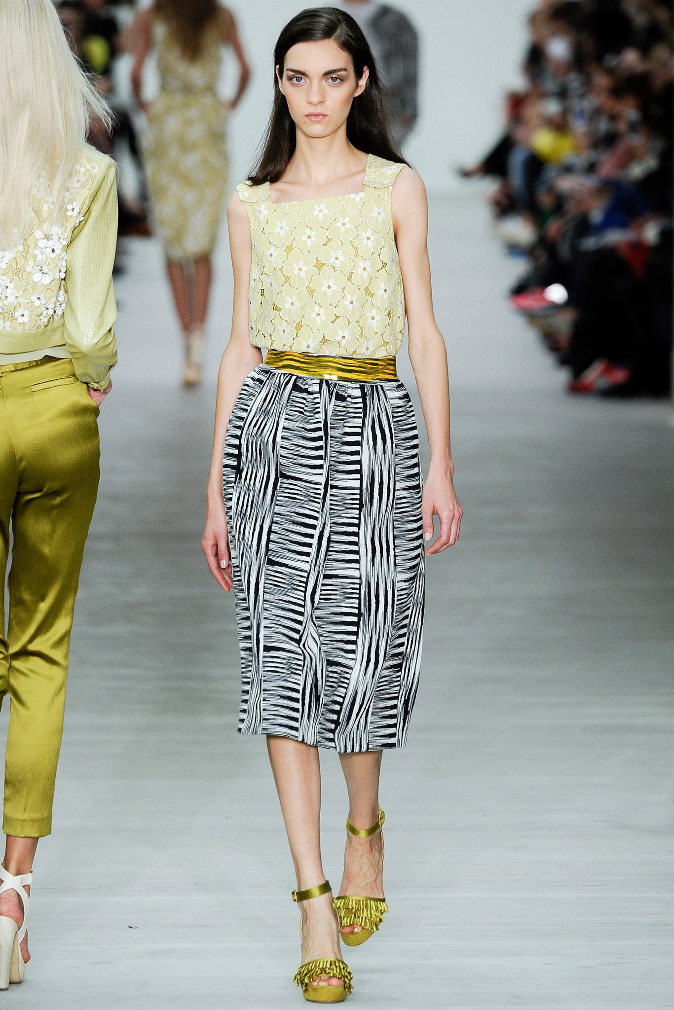 Matthew Williamson S/S 14 Look 11