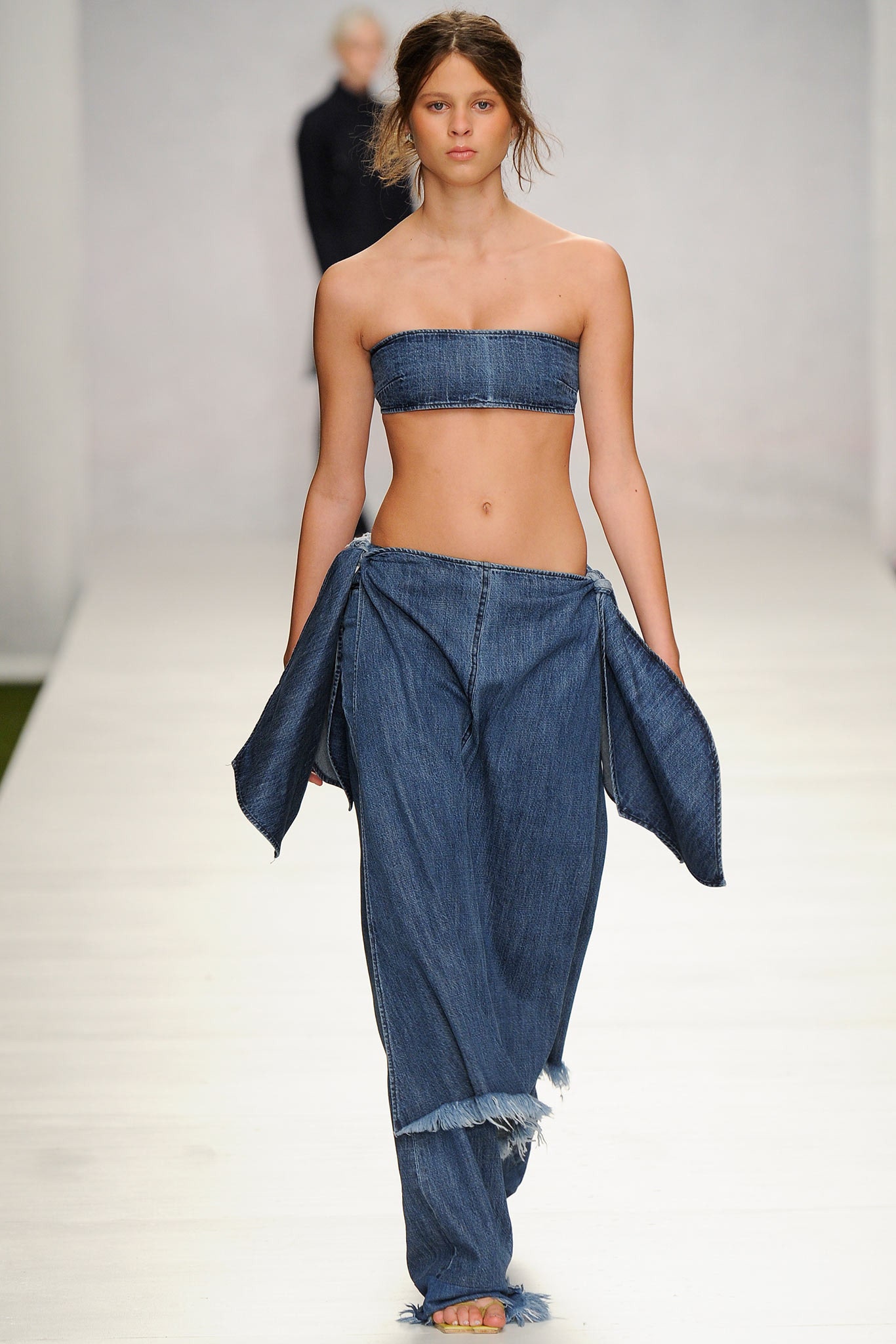 Marques’Almeida S/S 14 Look 25