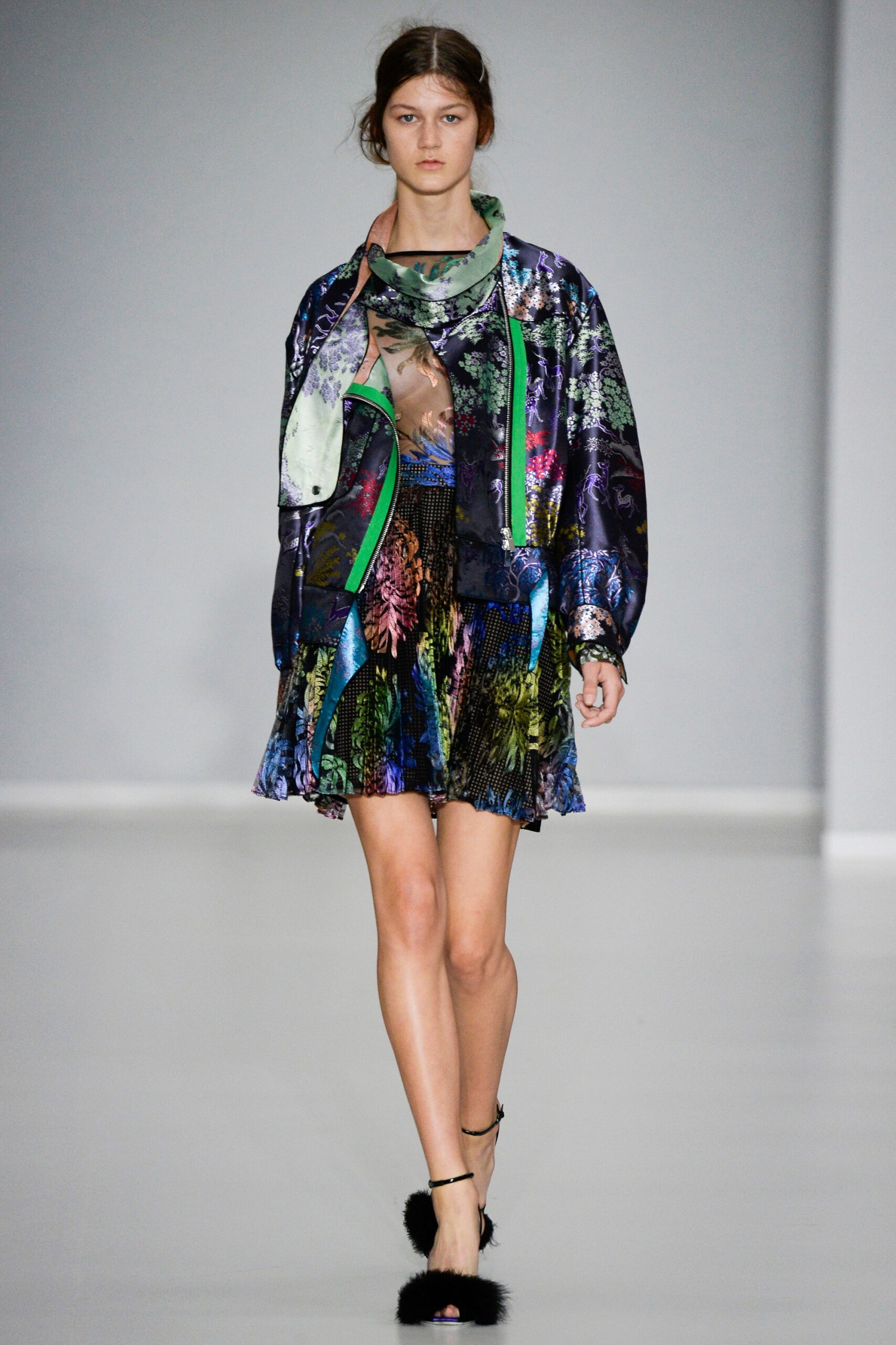Marco de Vincenzo S/S 16 Look 25