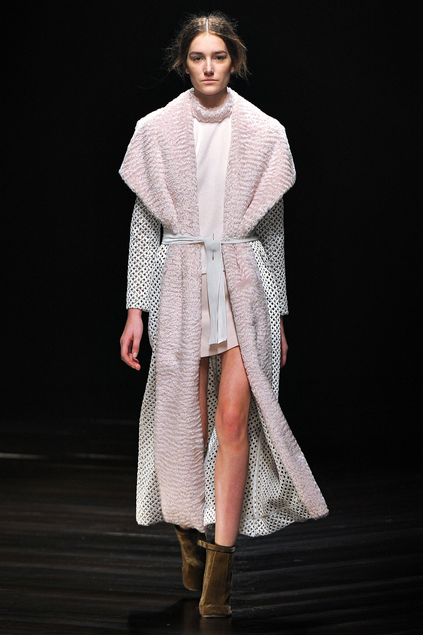 Marios Schwab F/W 13 Look 15