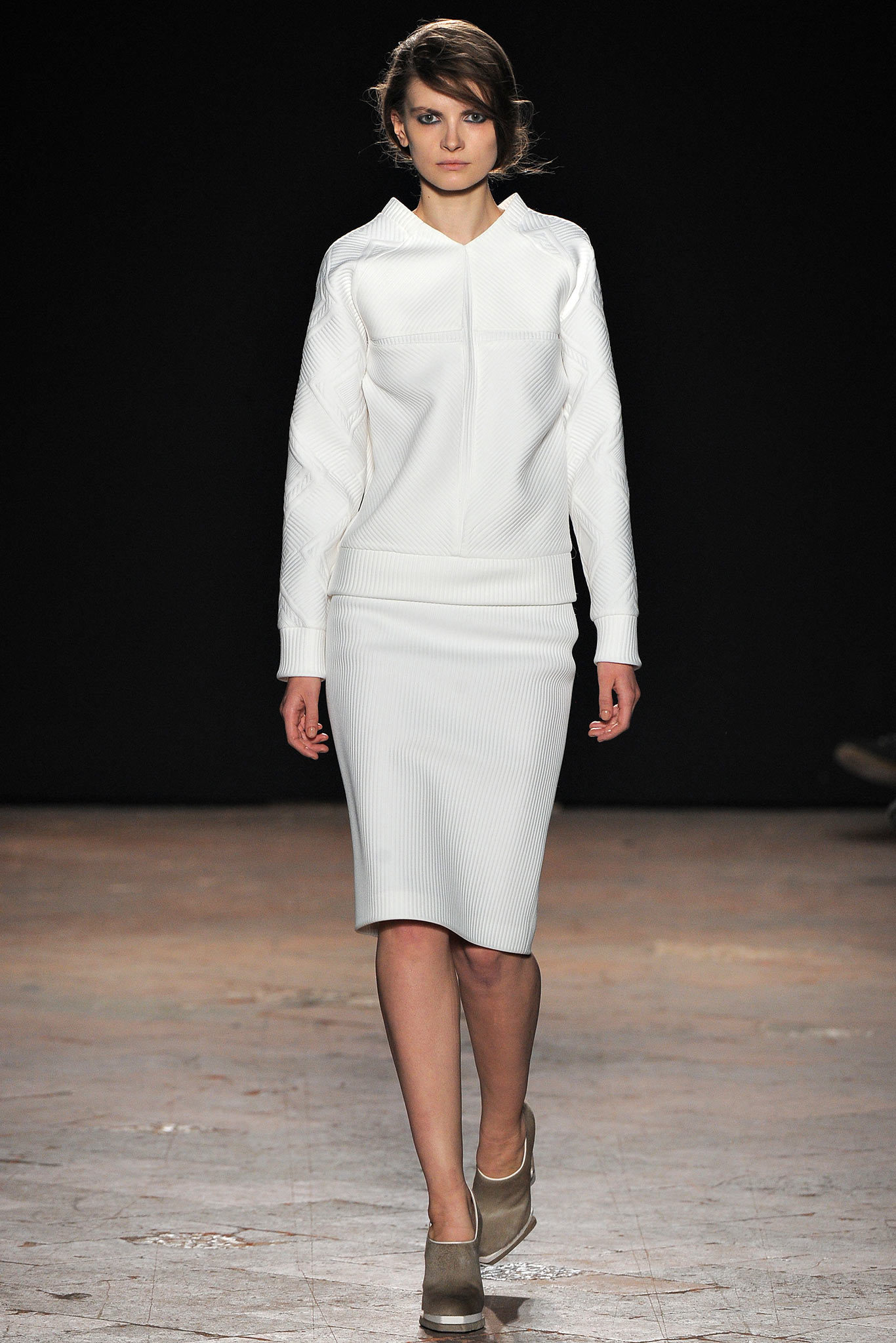 Marco de Vincenzo F/W 13 Look 16