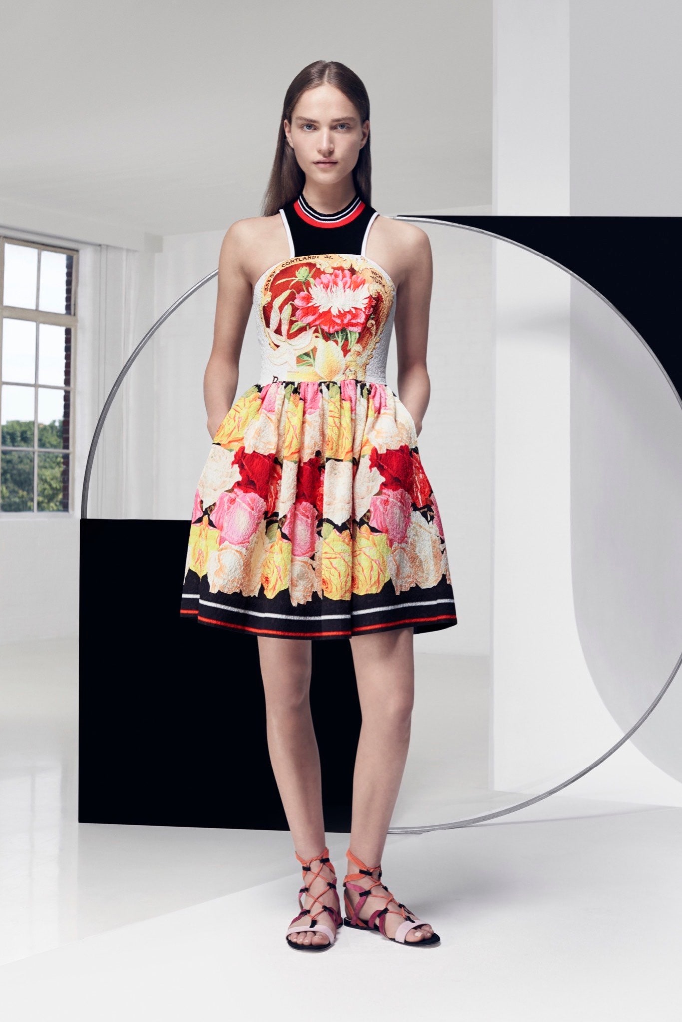 Mary Katrantzou Resort 16 Look 23