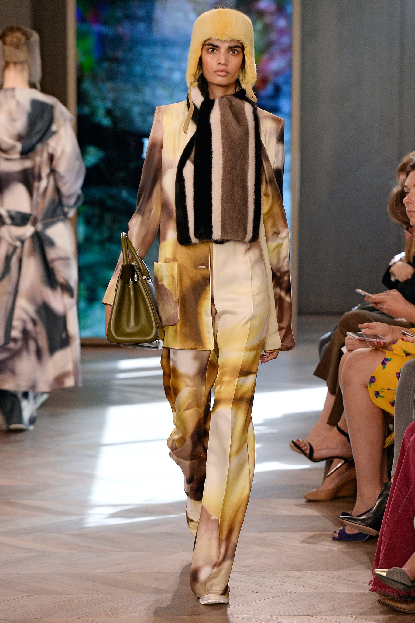 Max Mara Resort 16 Look 17
