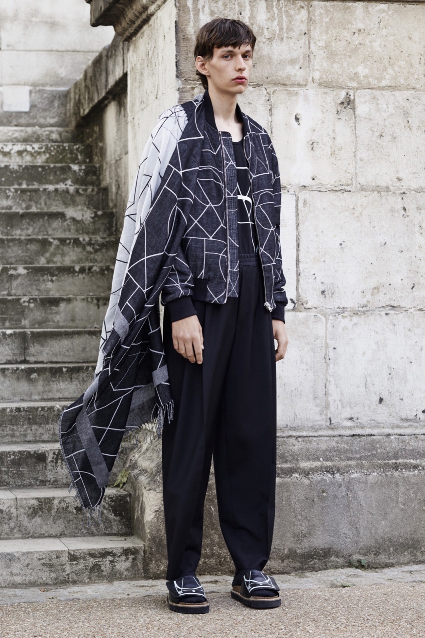 McQ Alexander McQueen S/S 16 Menswear Look 17