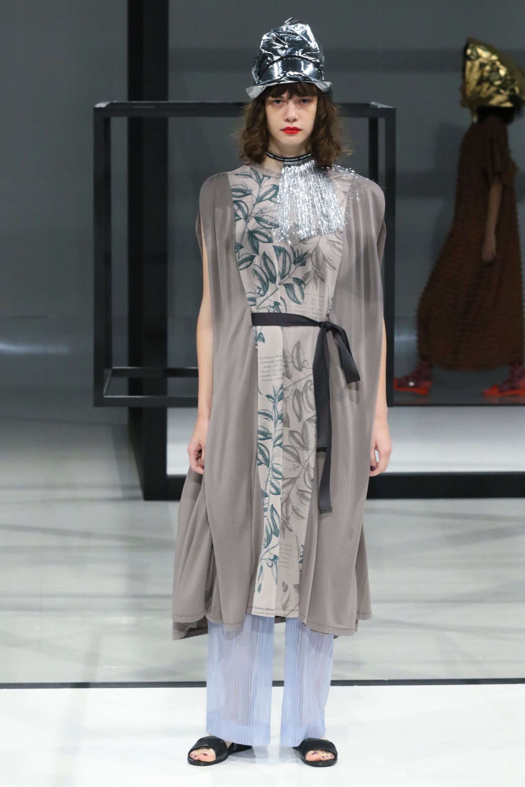 Mint Designs Tokyo S/S 19 Look 5