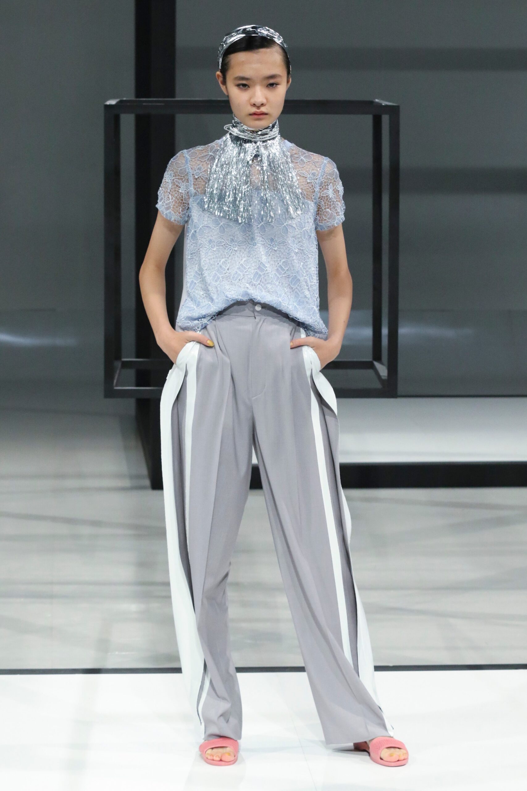Mint Designs Tokyo S/S 19 Look 9
