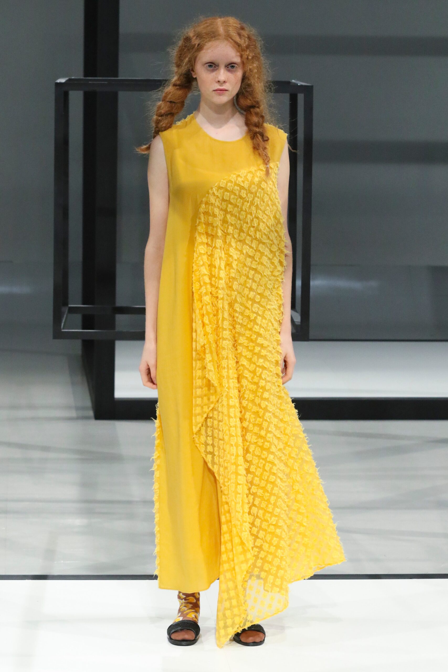 Mint Designs Tokyo S/S 19 Look 12