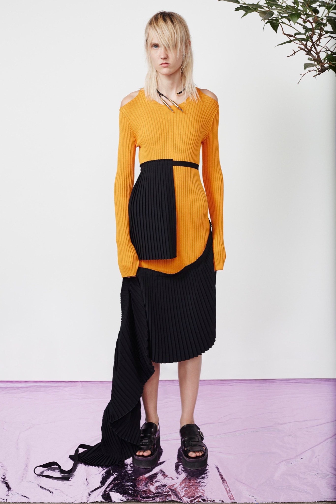 MM6 Maison Margiela Resort 16 Look 22