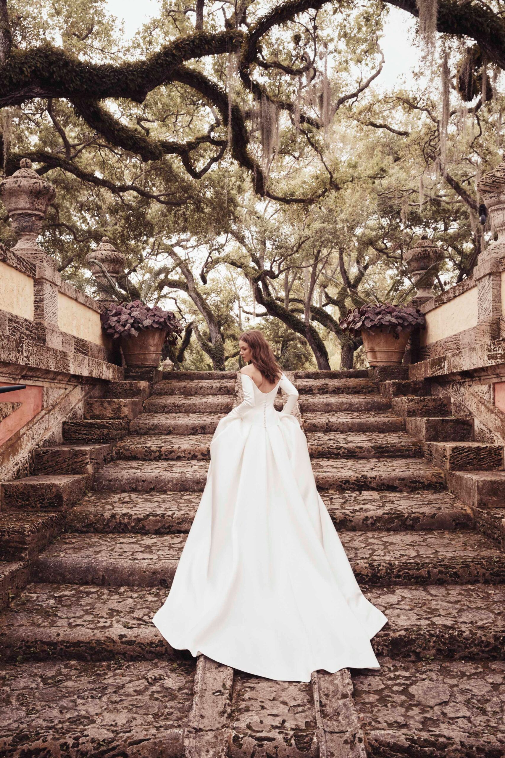 Monique Lhuillier S/S 20 Bridal Look 1