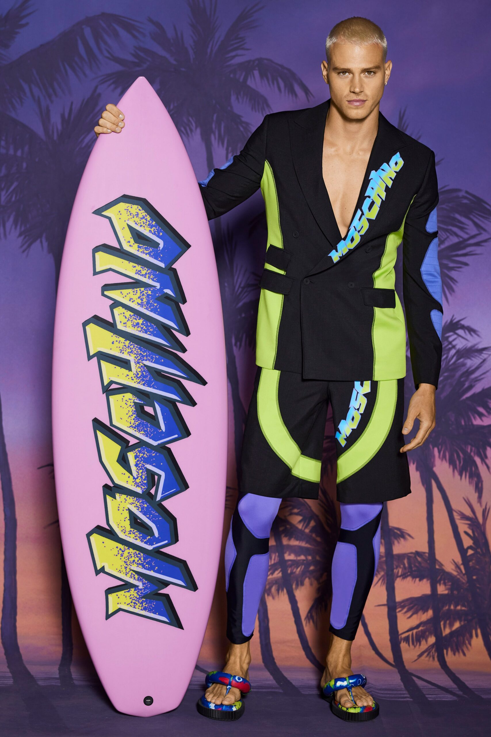 Moschino Resort 22 Look 1