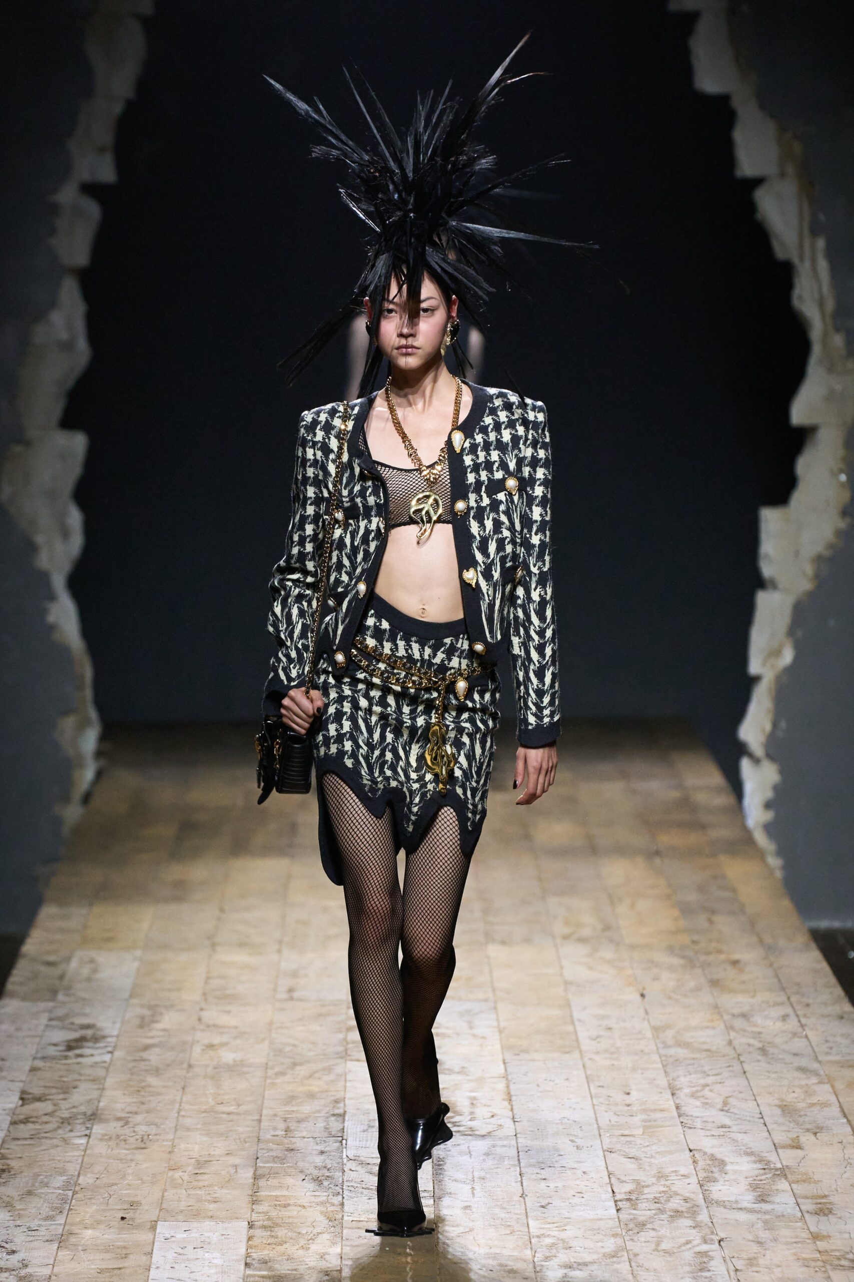 Moschino Fall 2023 Ready-to-Wear