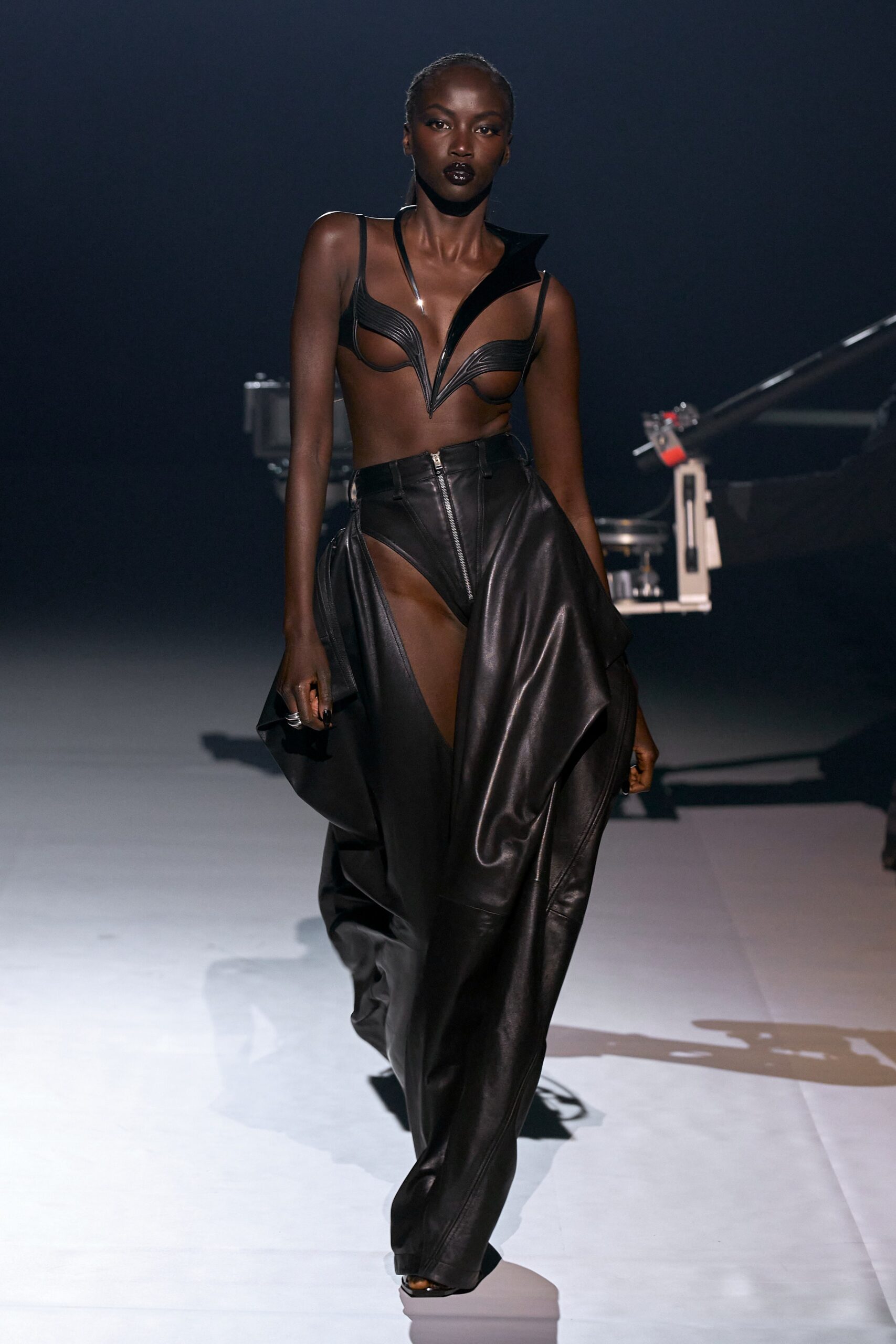 Mugler Fall 2022 Ready-to-Wear