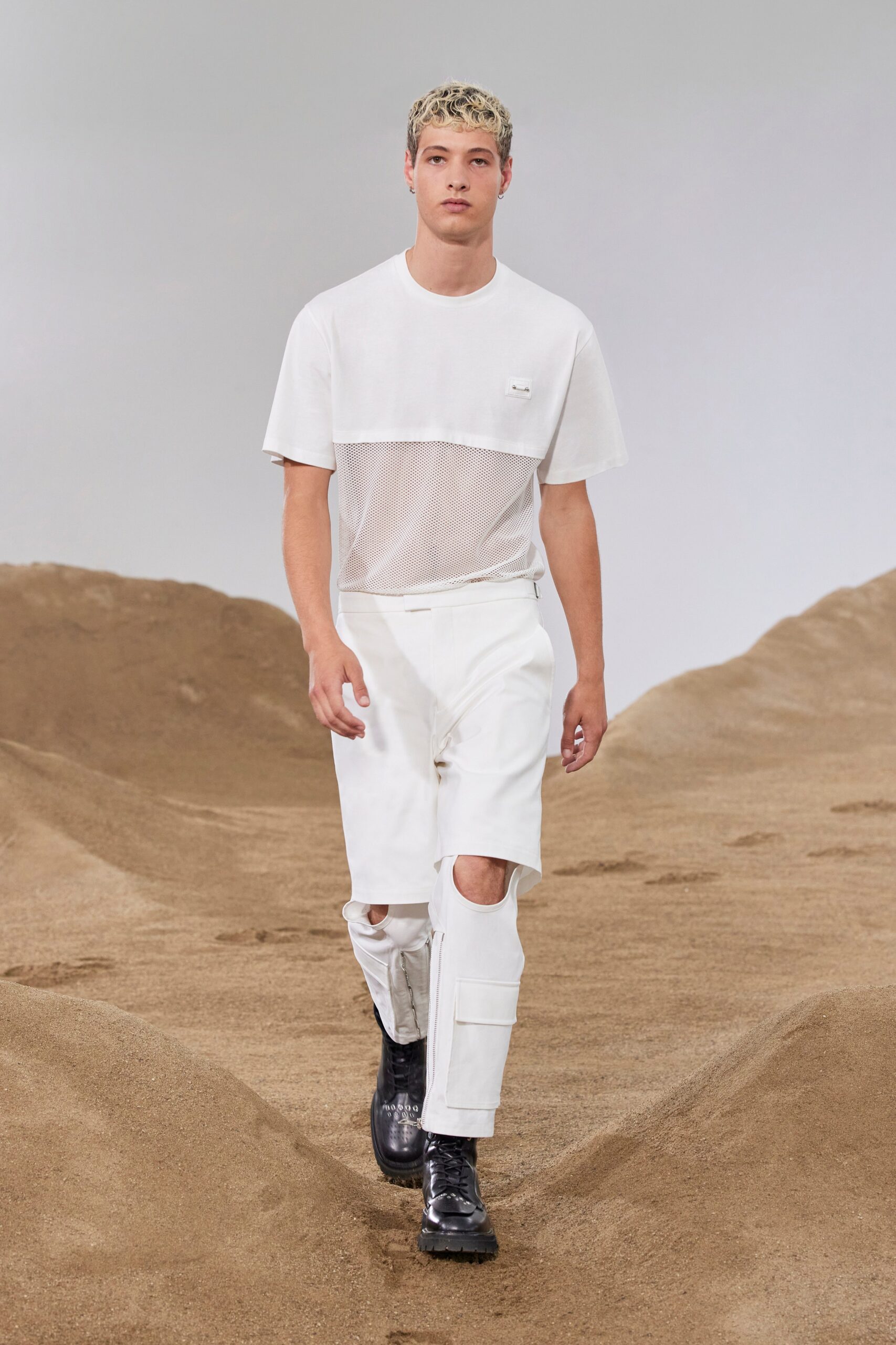 Neil Barrett S/S 23 Menswear Look 1
