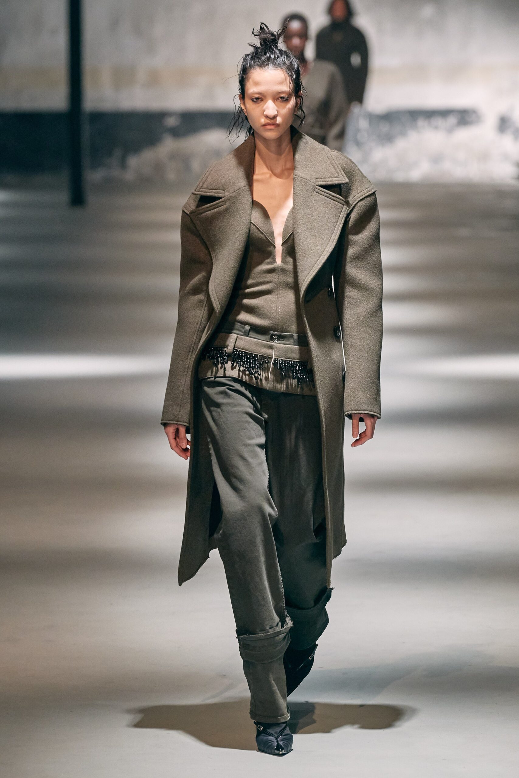 No. 21 F/W 22 Look 1