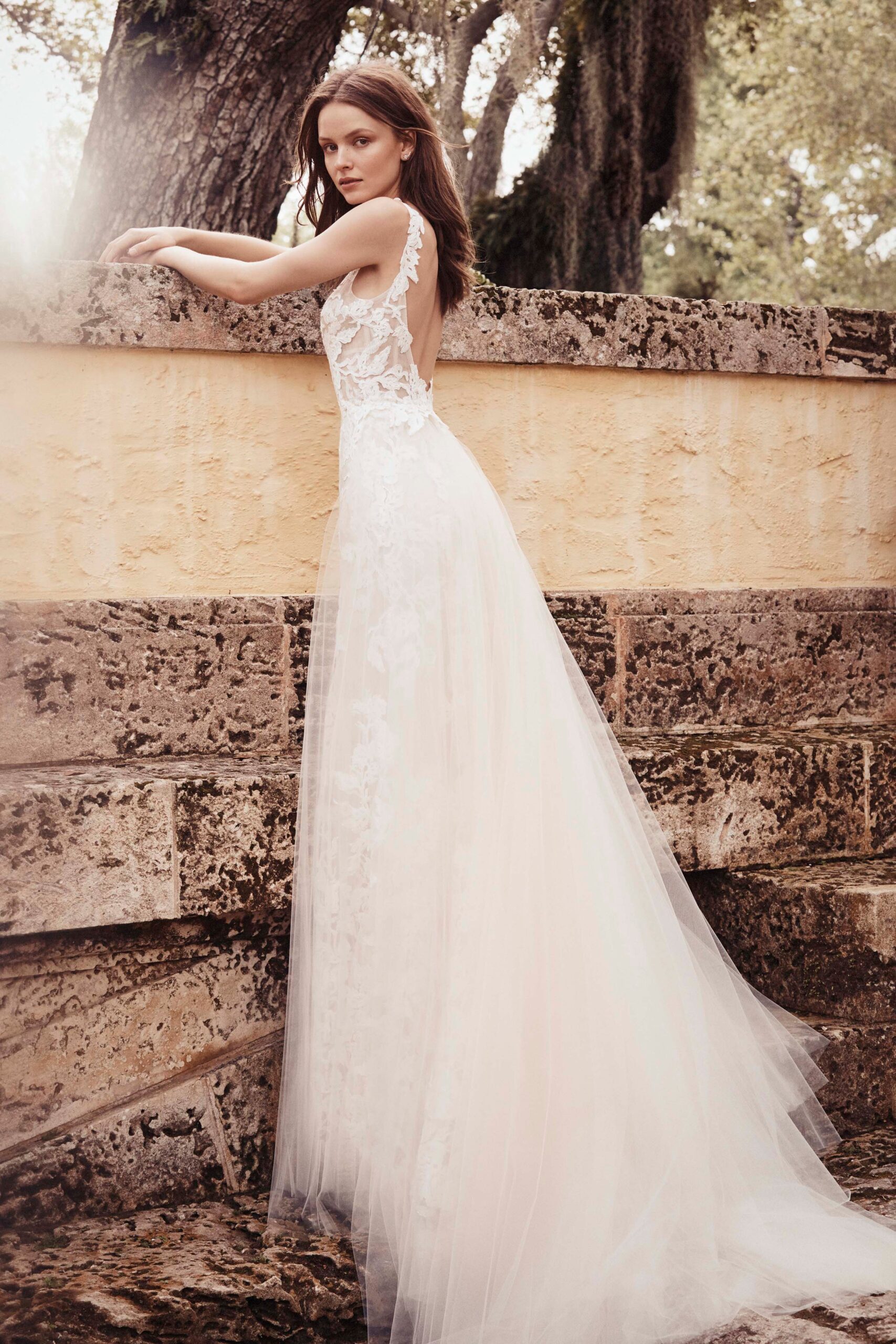 Monique Lhuillier S/S 20 Bridal Look 2