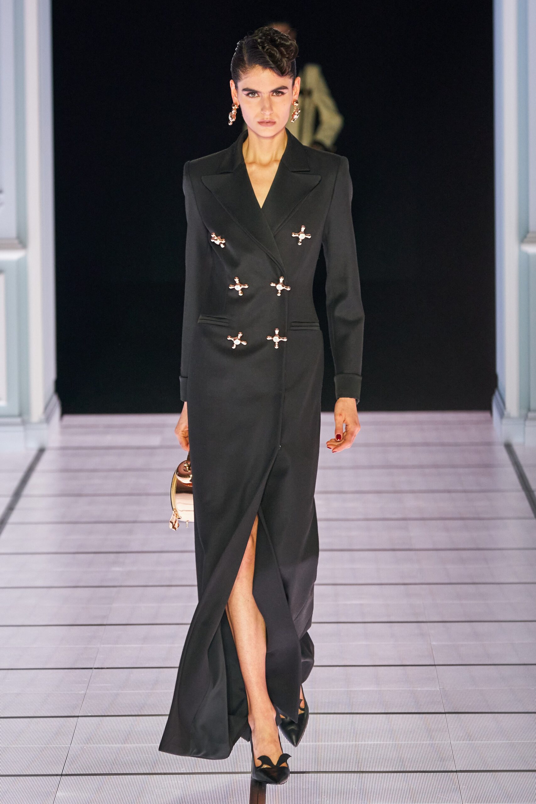 Moschino F/W 22 Look 2