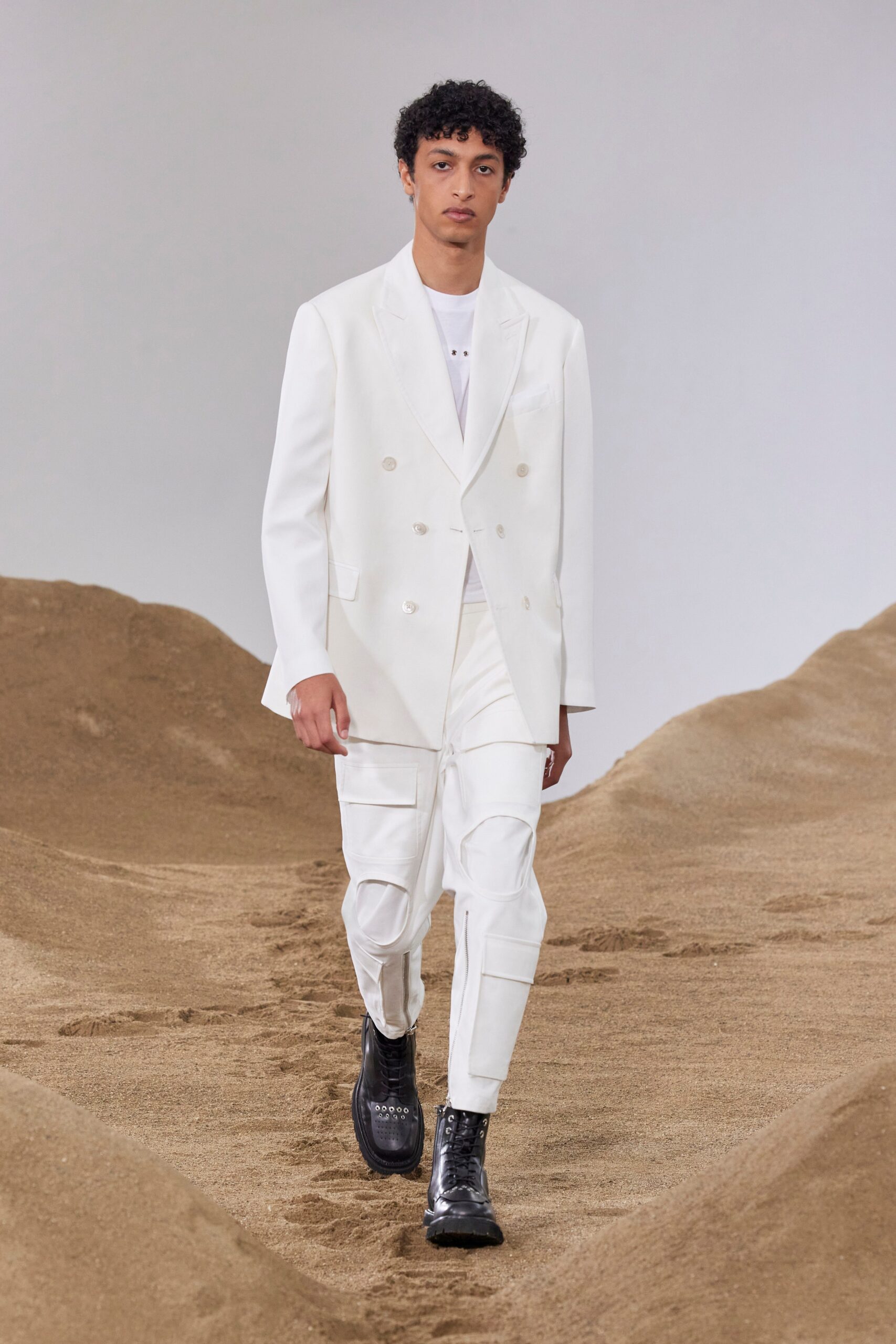 Neil Barrett S/S 23 Menswear Look 2