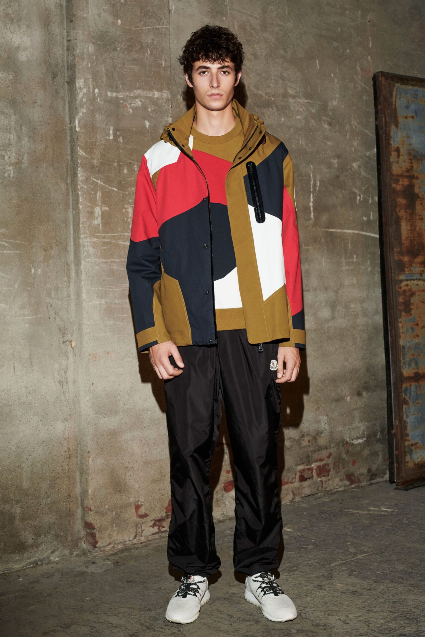 Moncler 2 1952 S/S 19 Menswear Look 3