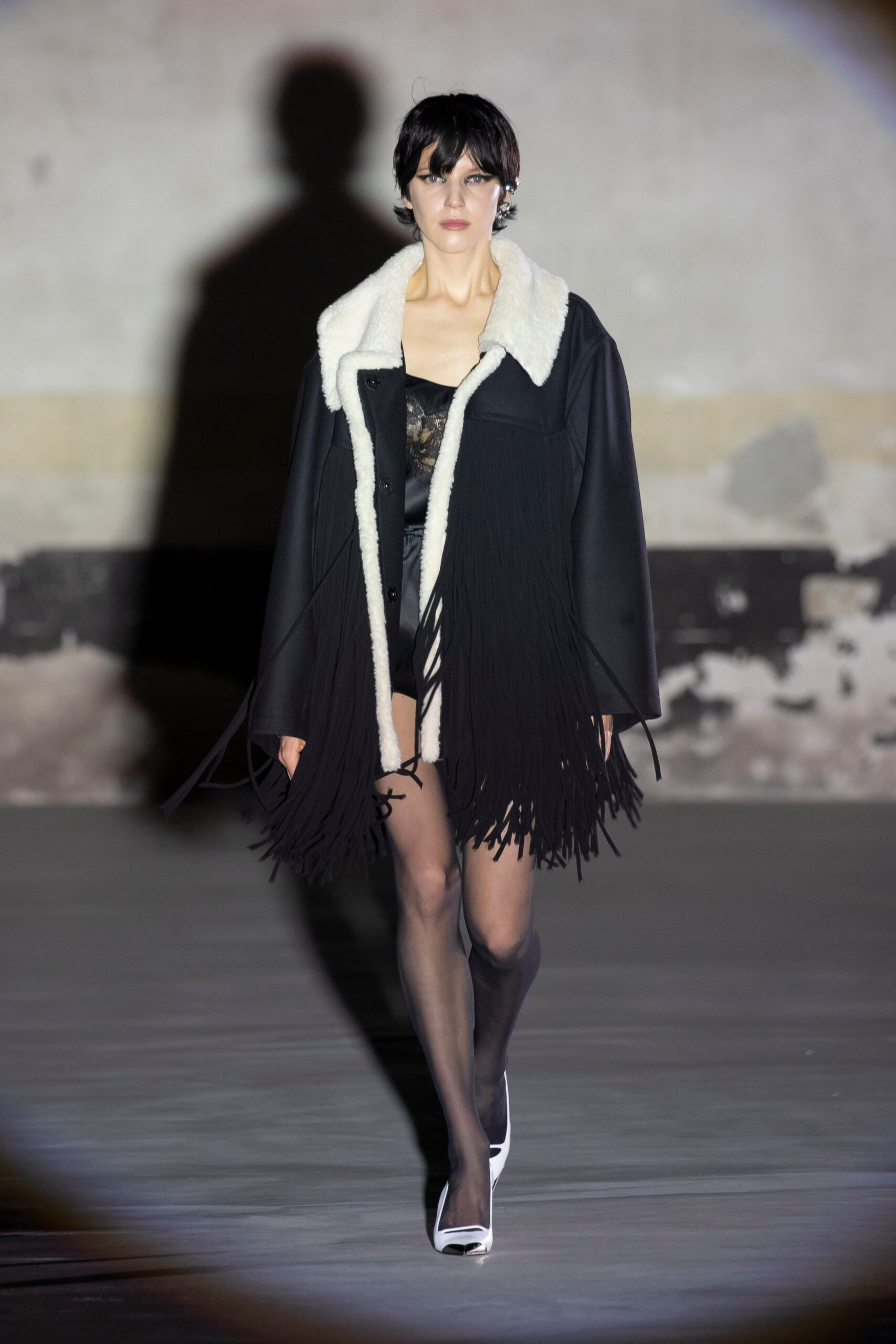 No. 21 F/W 21 Look 3