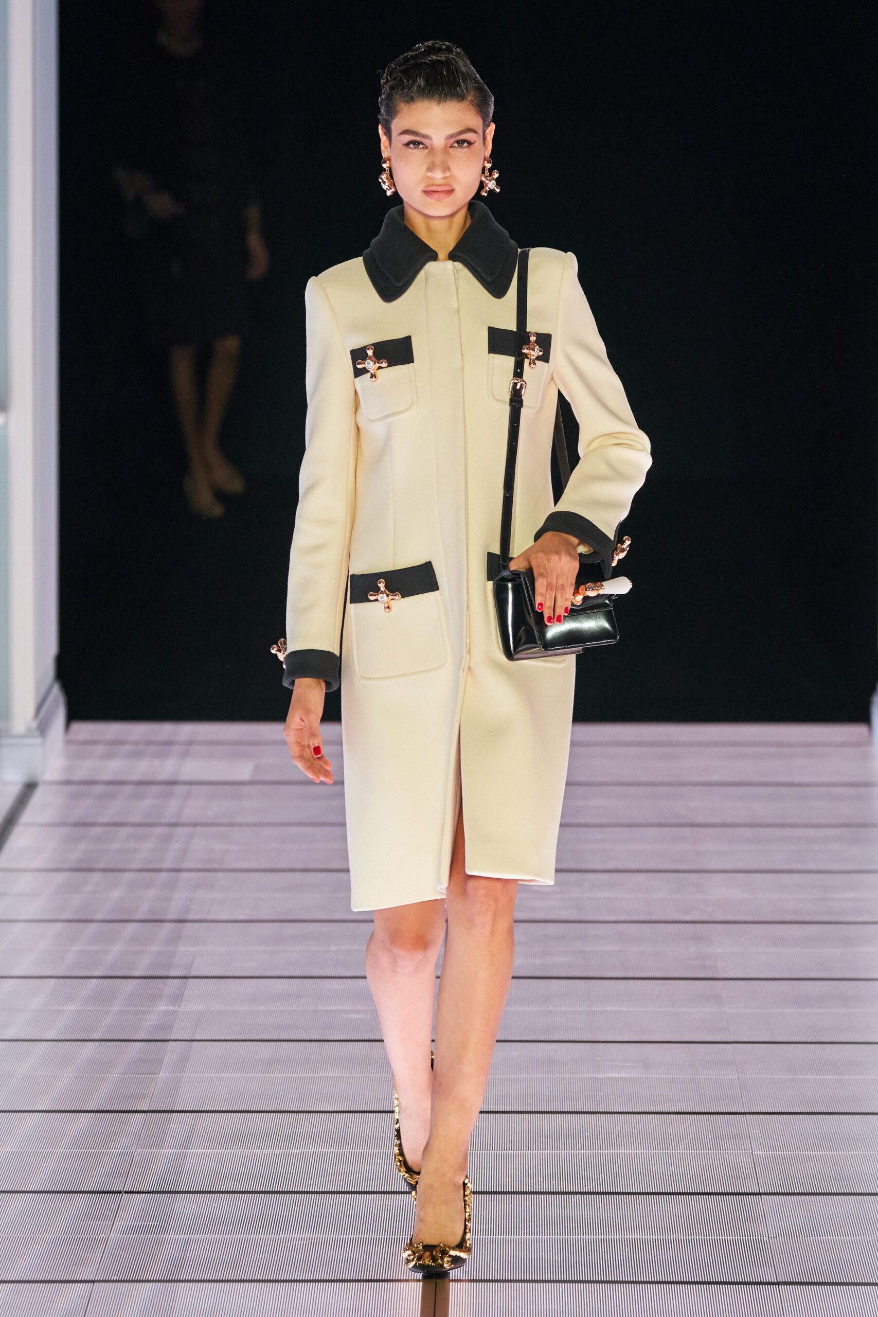 Moschino F/W 22 Look 3