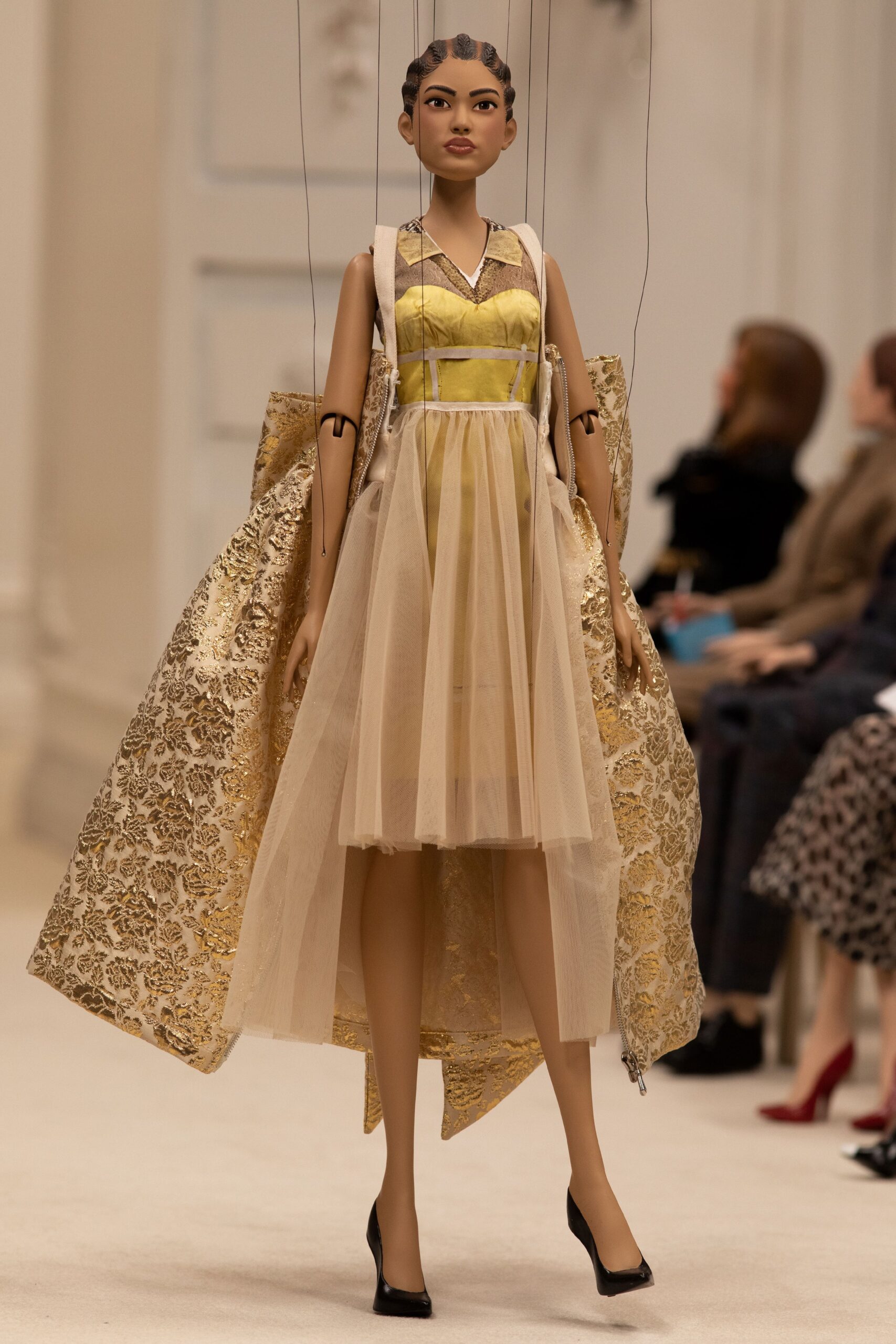 Moschino S/S 21 Look 4