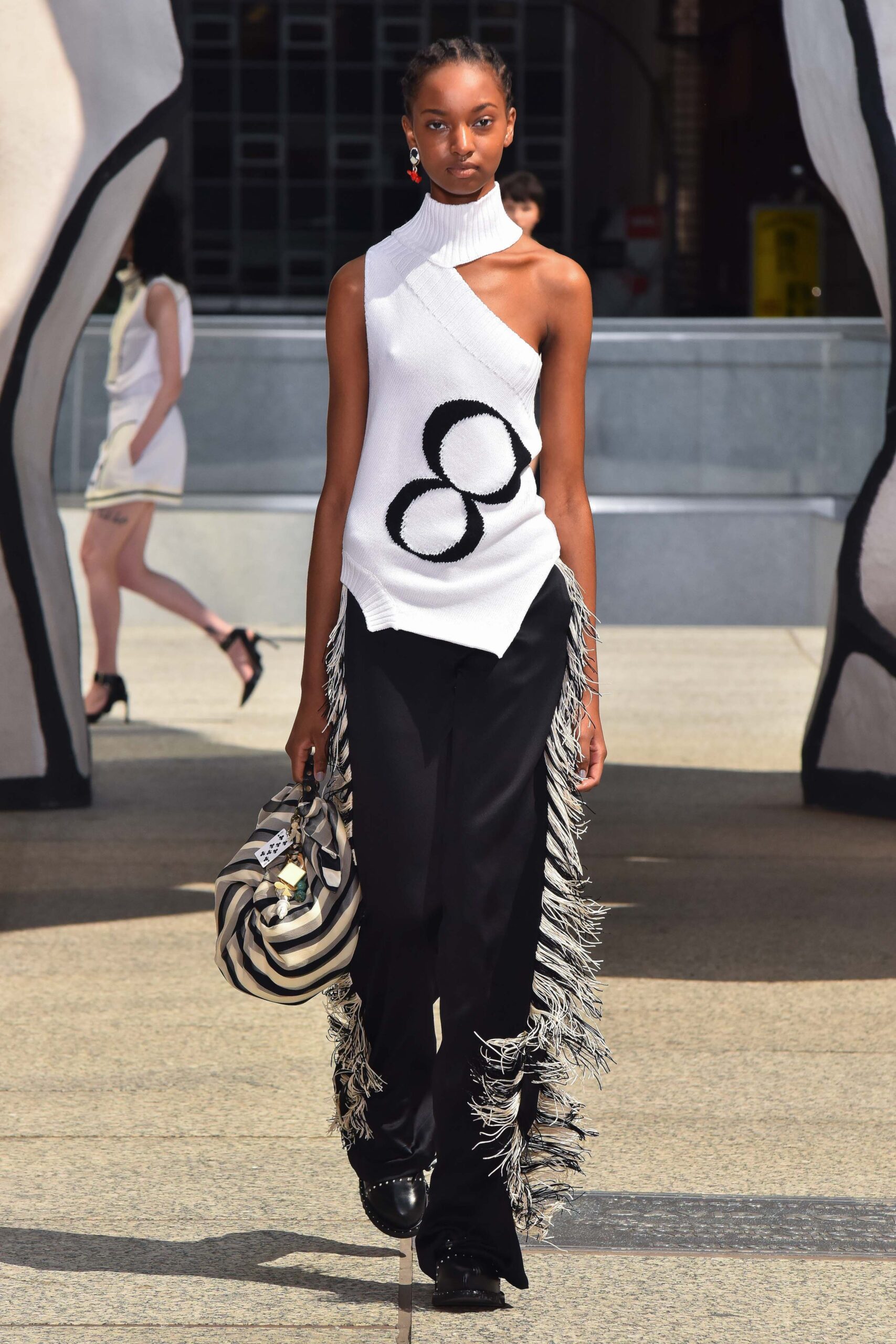 Monse Resort 20 Look 4
