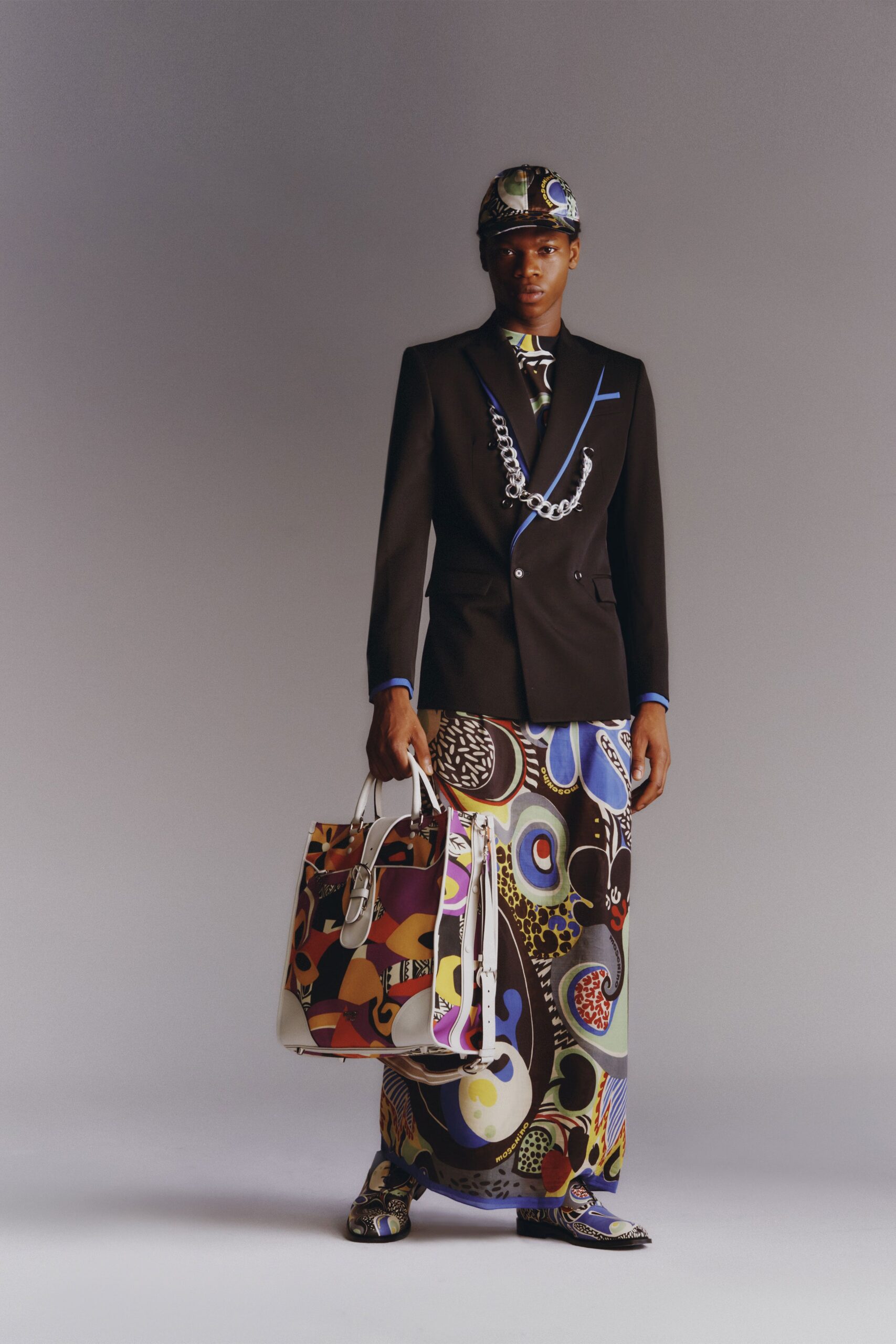 Moschino Resort 23 Look 4