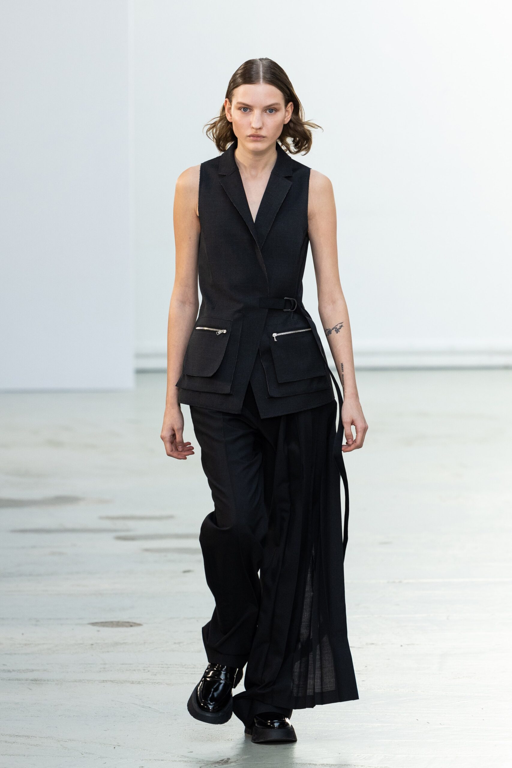 Nehera F/W 23 Look 4