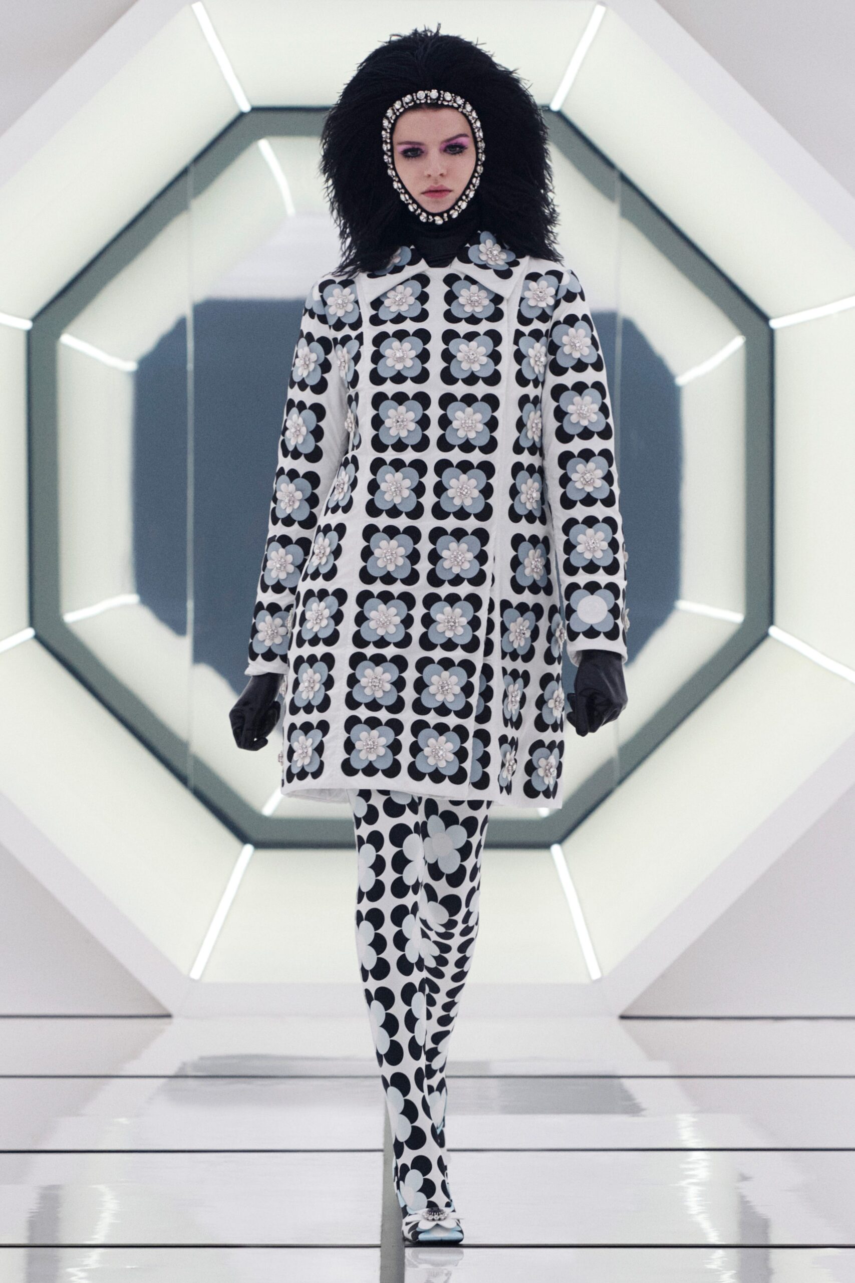 Moncler 8 Richard Quinn F/W 20 Look 5