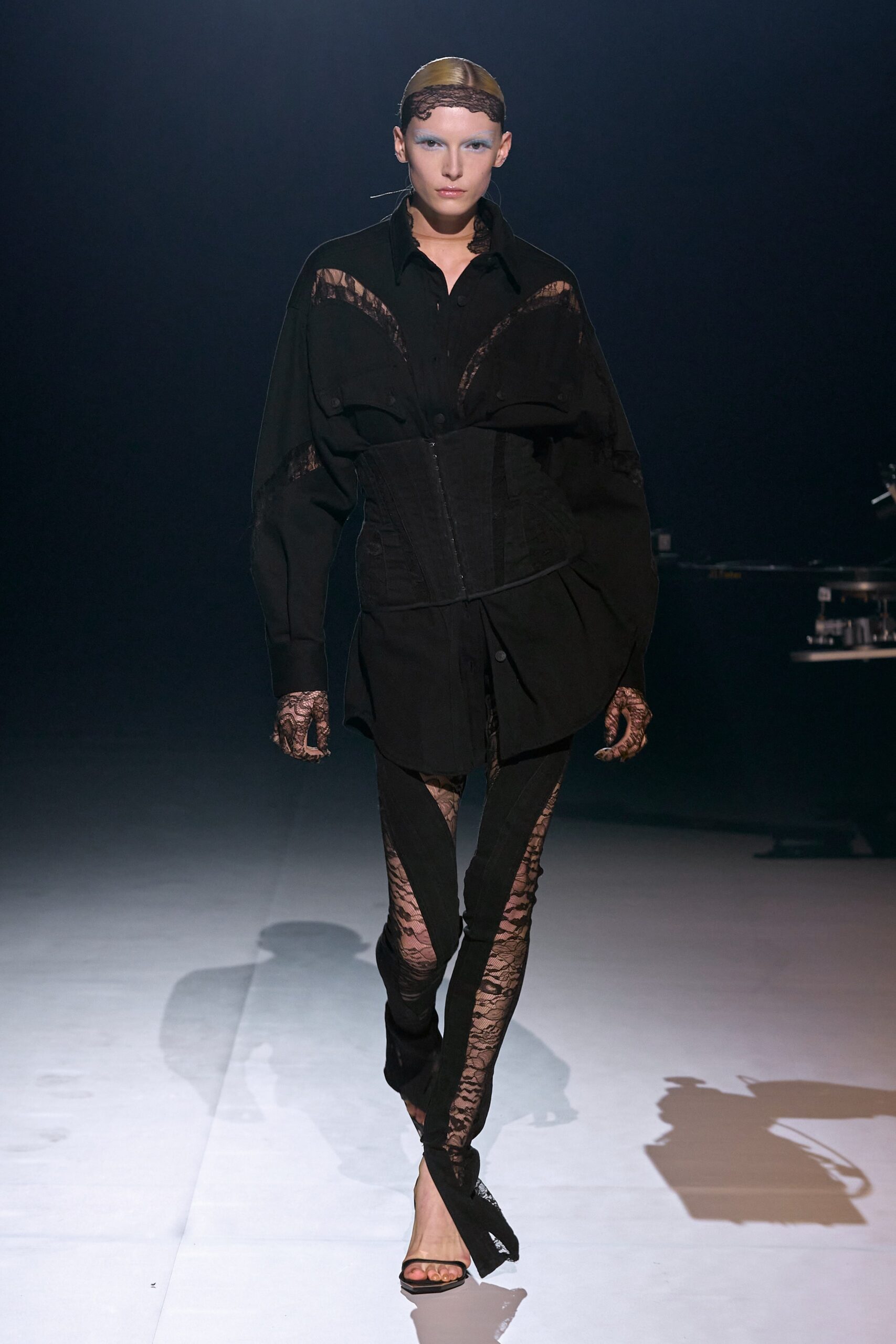 Mugler F/W 22 Look 5