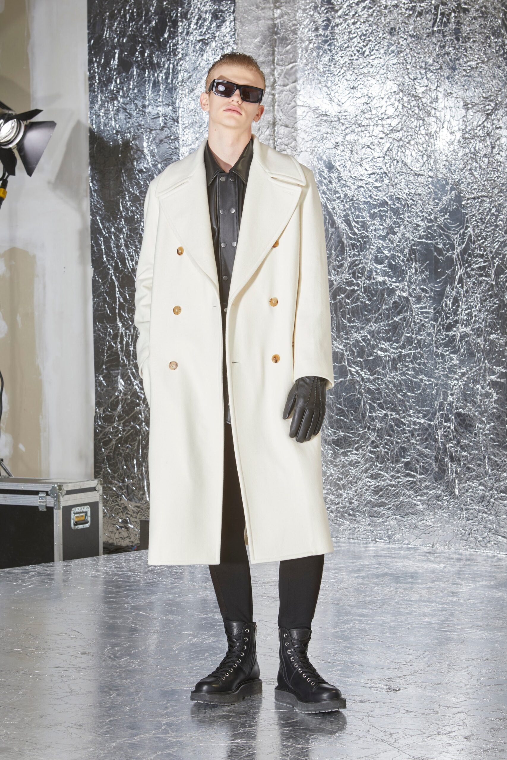 Neil Barrett F/W 23 Menswear Look 5