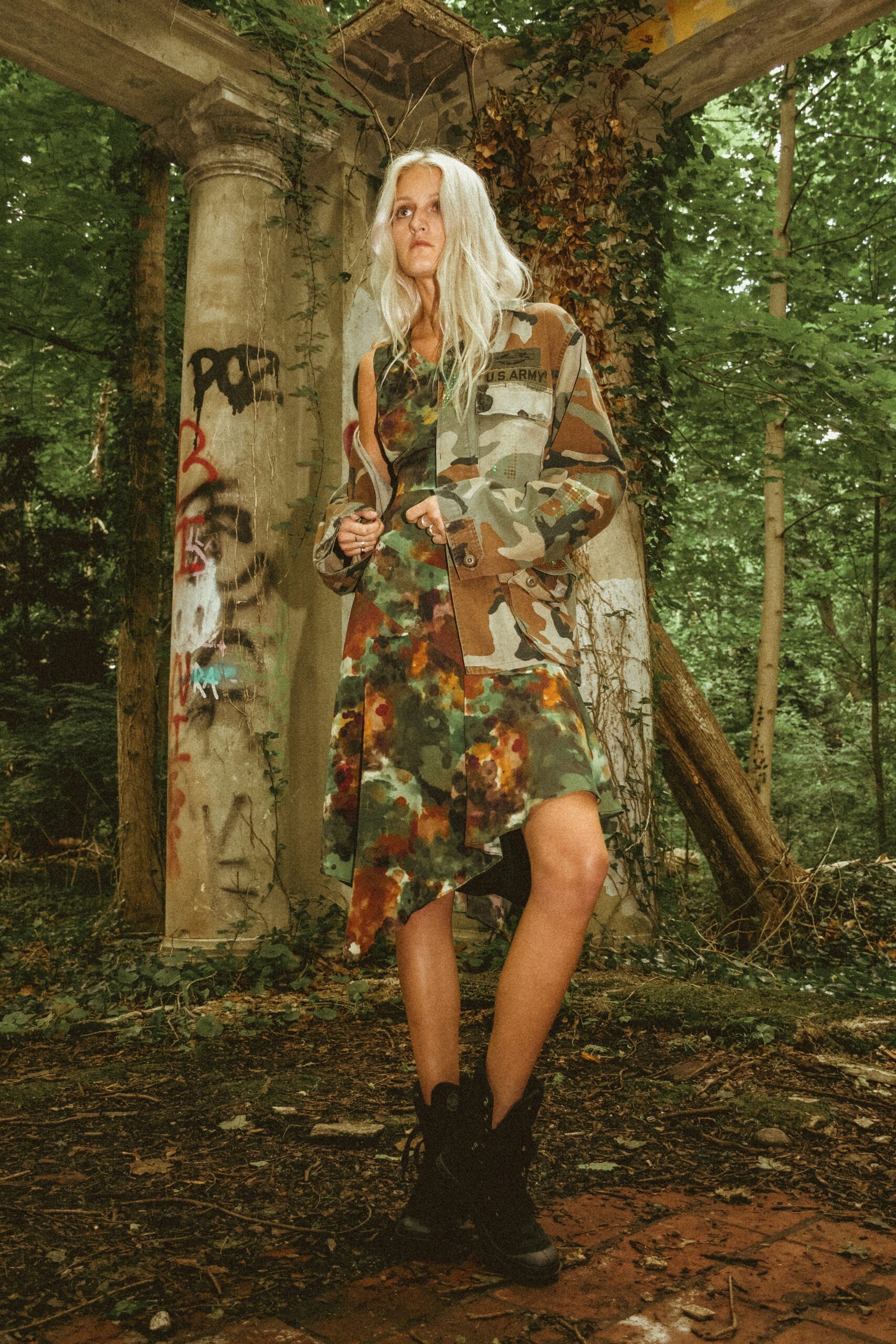 Nicole Miller Resort 23 Look 5