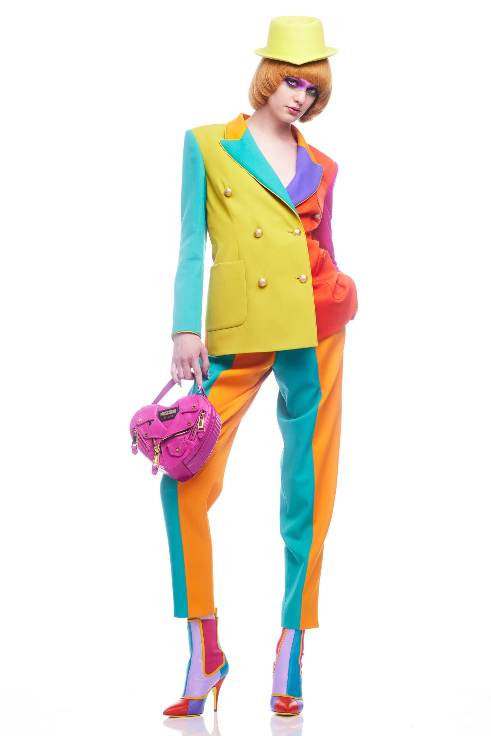 Moschino F/W 22 Look 6