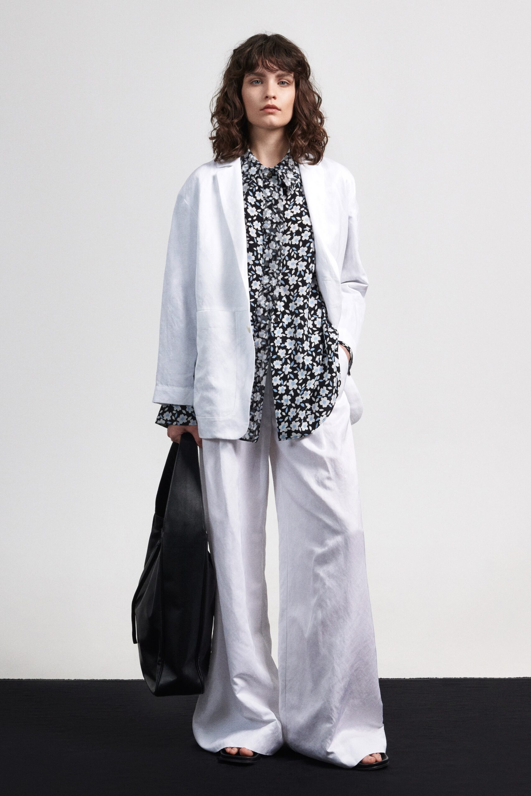 Nehera Resort 21 Look 6