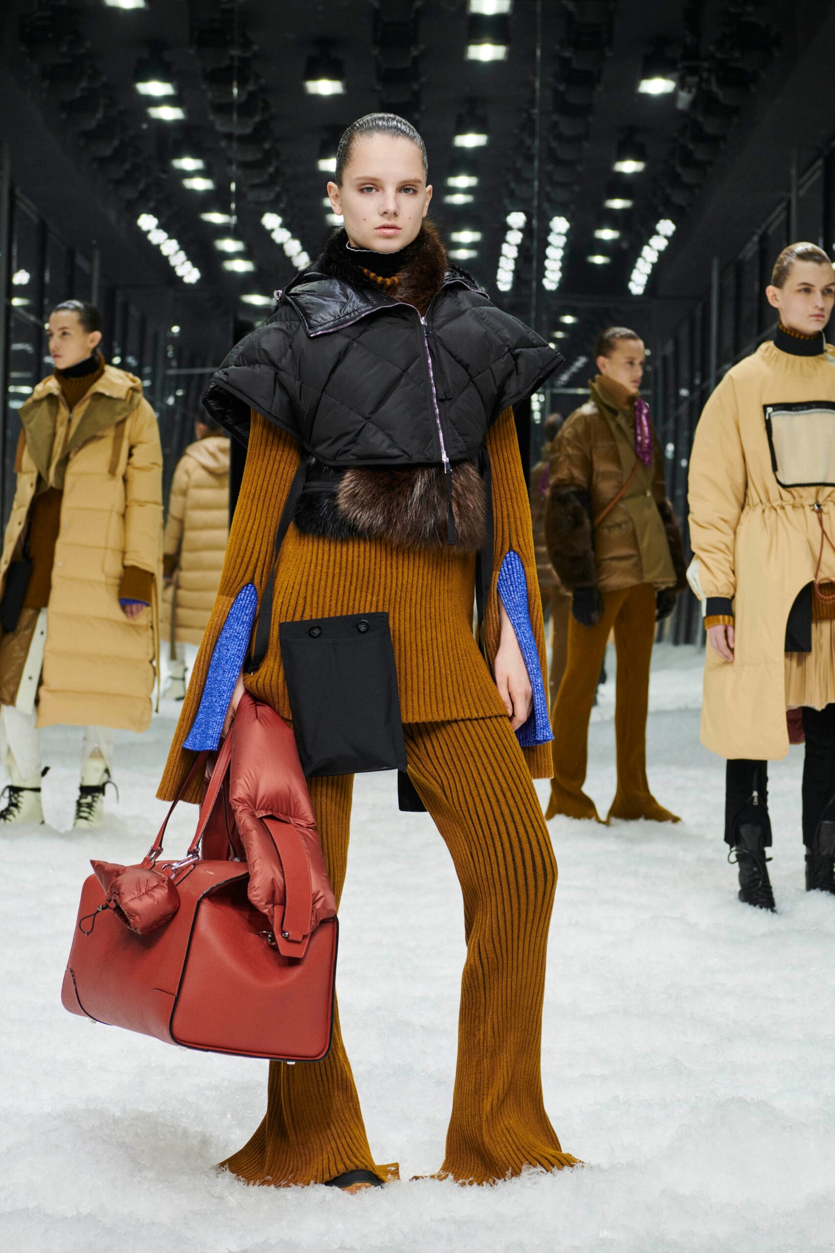 Moncler 2 1952 F/W 19 Look 7