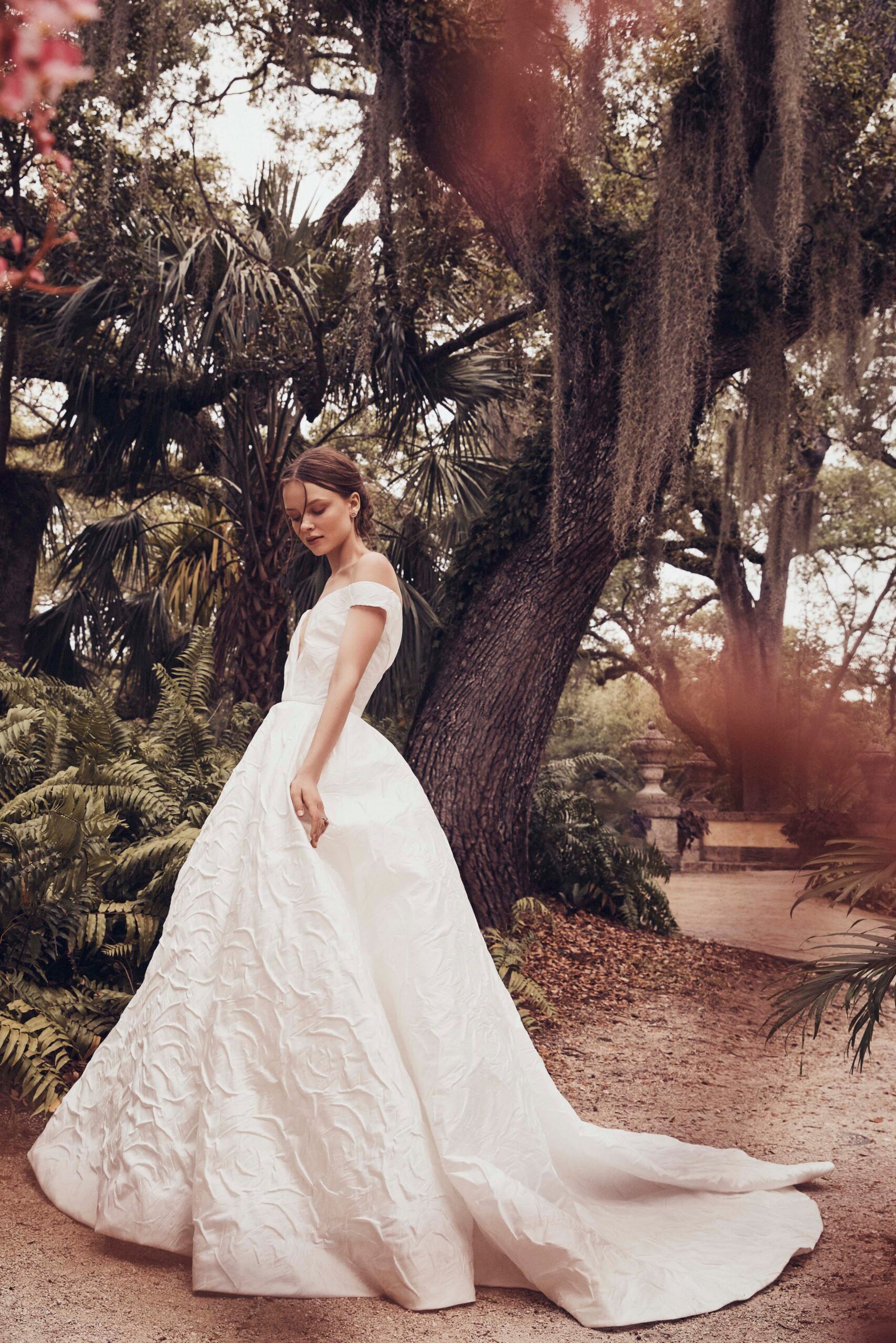Monique Lhuillier S/S 20 Bridal Look 7