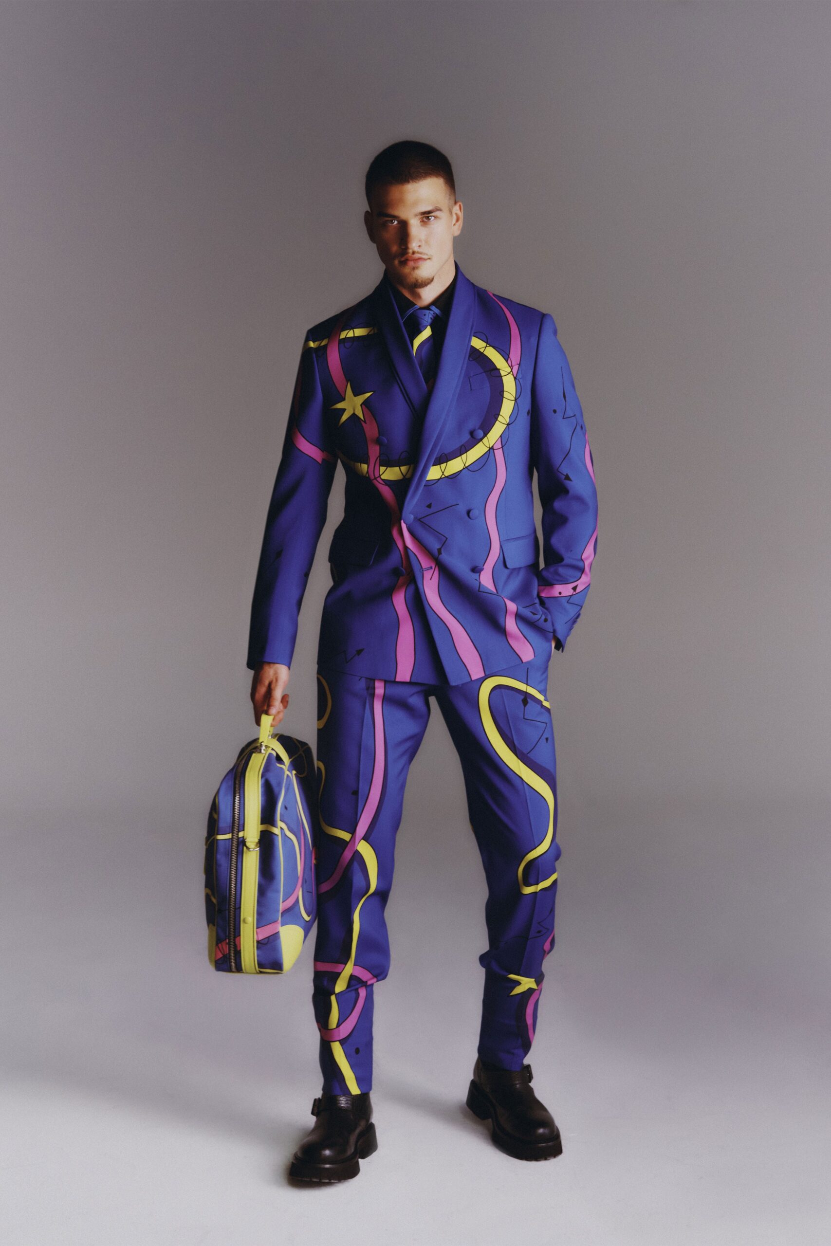 Moschino Resort 23 Look 7