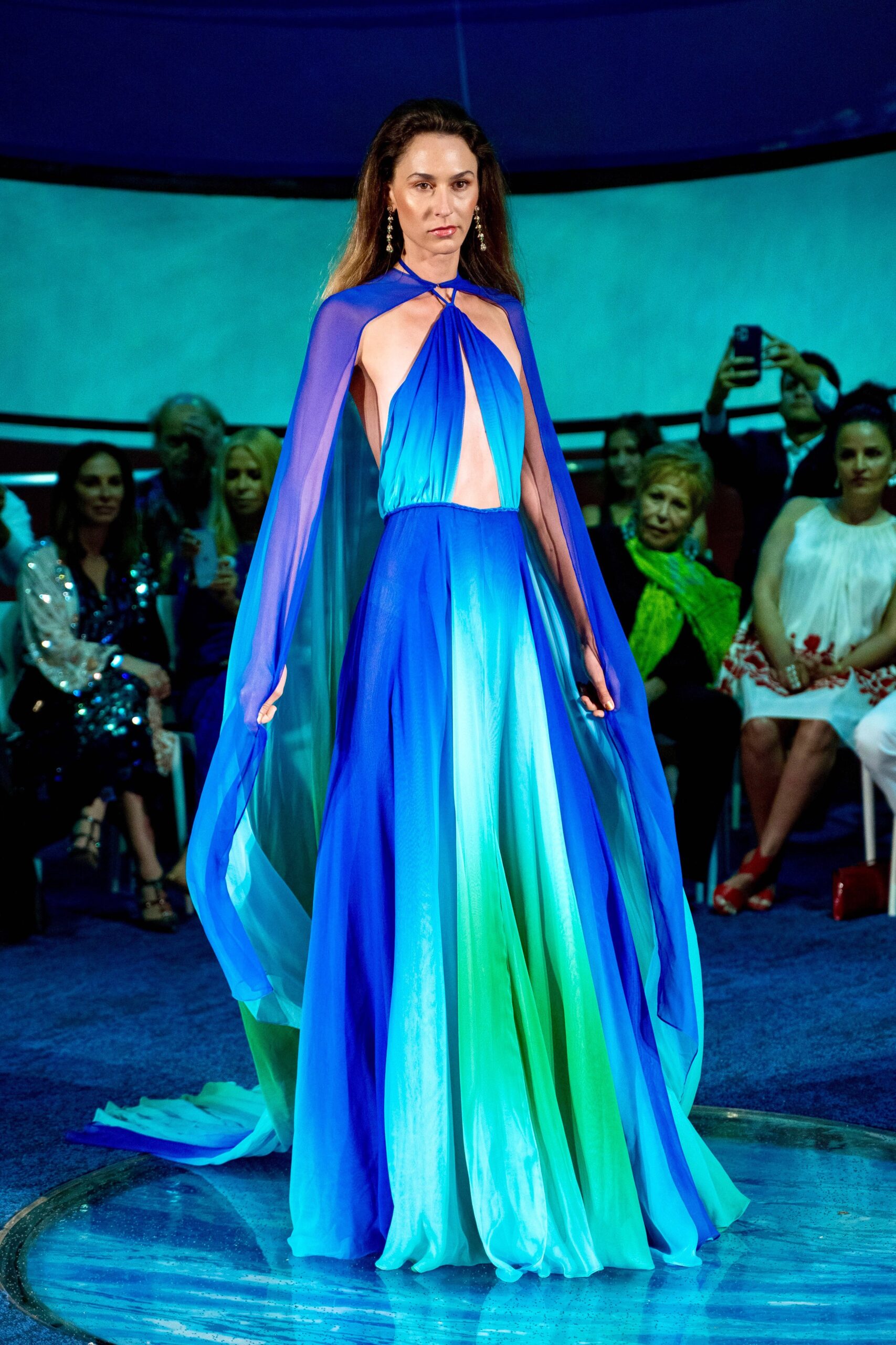 Naeem Khan Resort 23 Look 7