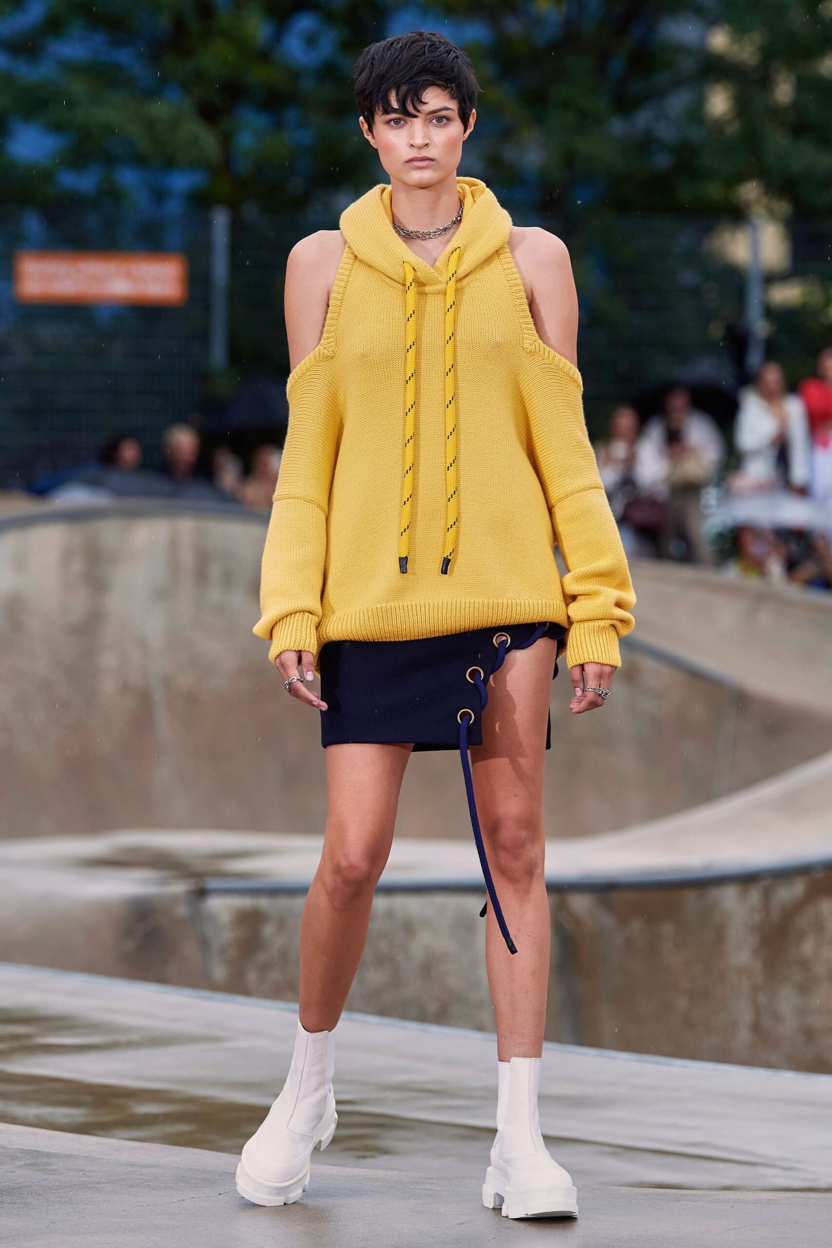 Monse Resort 22 Look 8