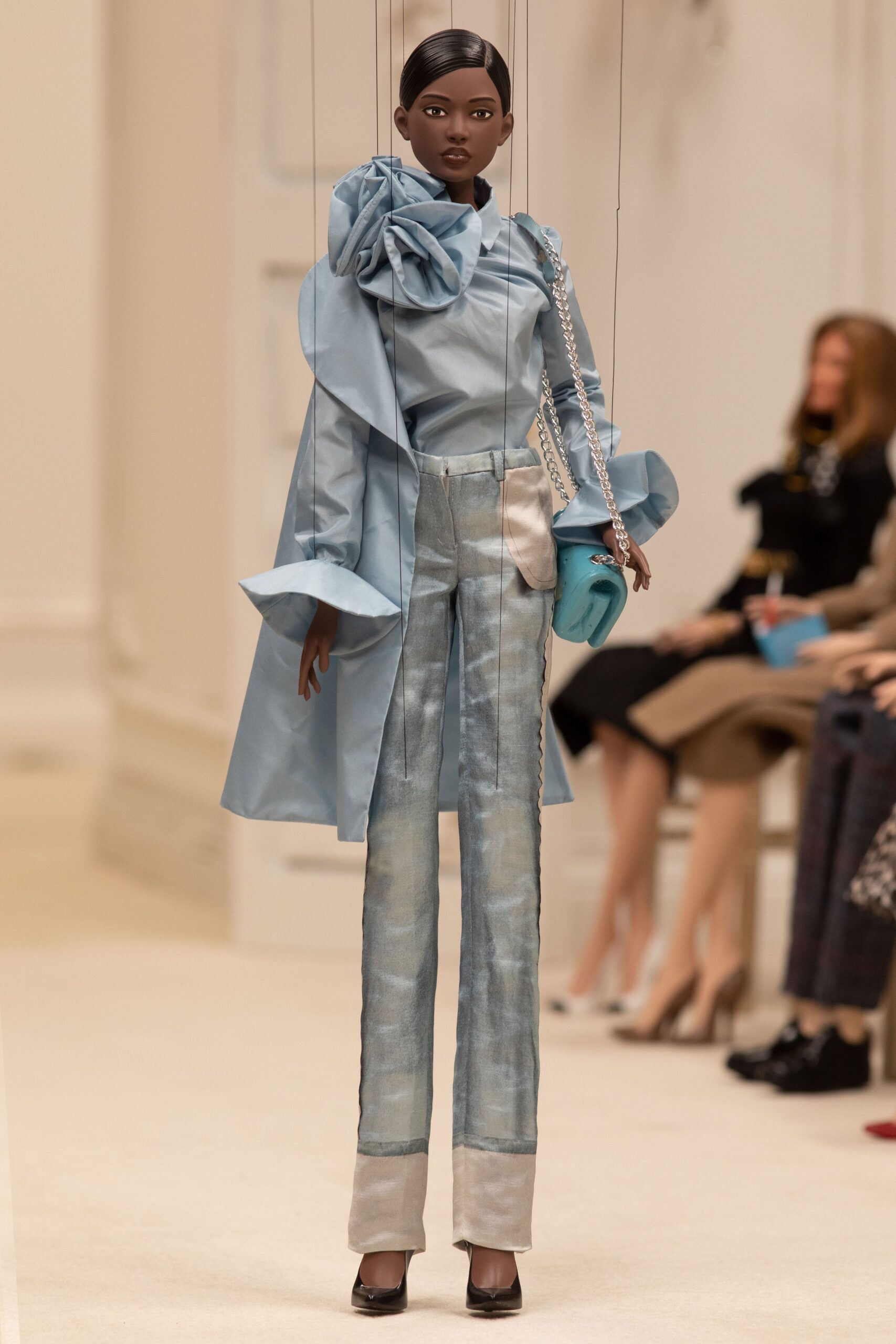 Moschino S/S 21 Look 8