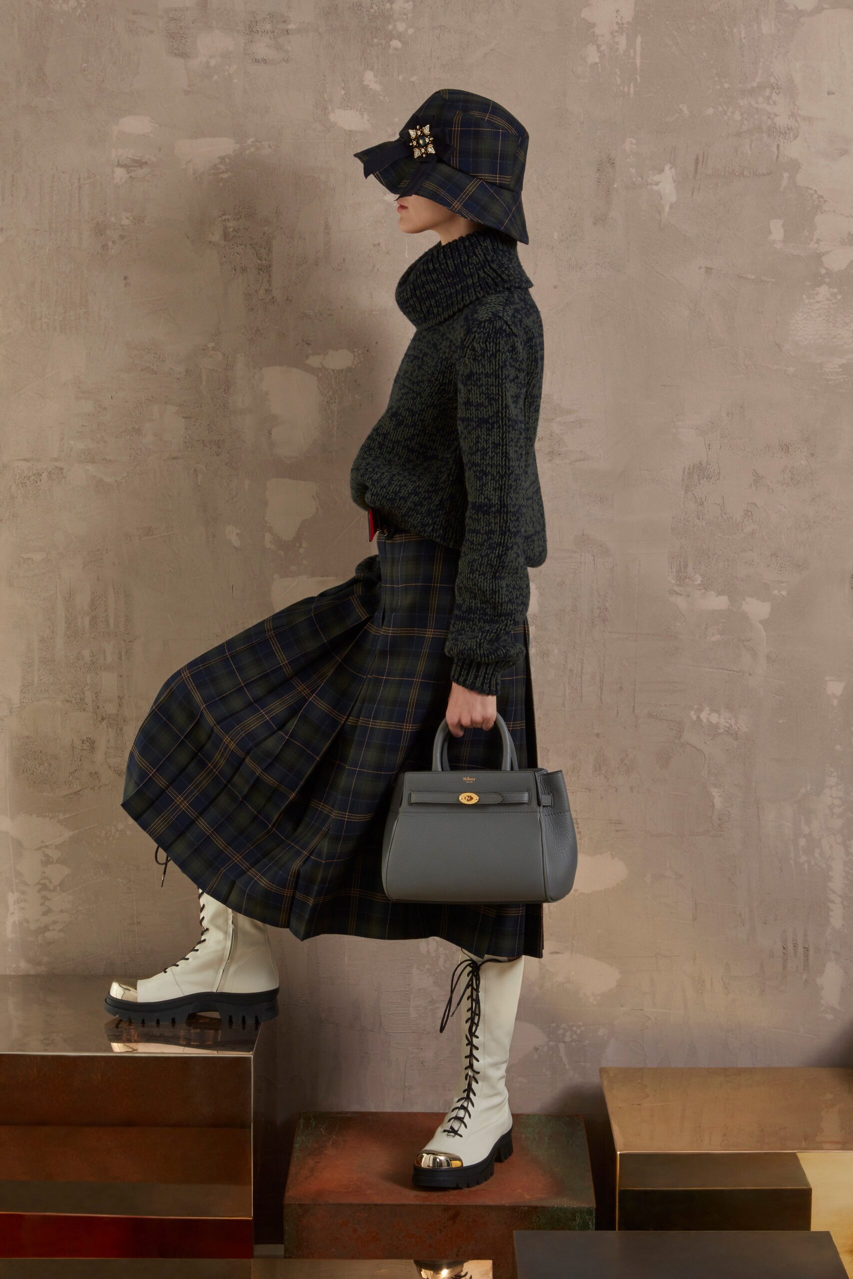 Mulberry F/W 20 Look 8