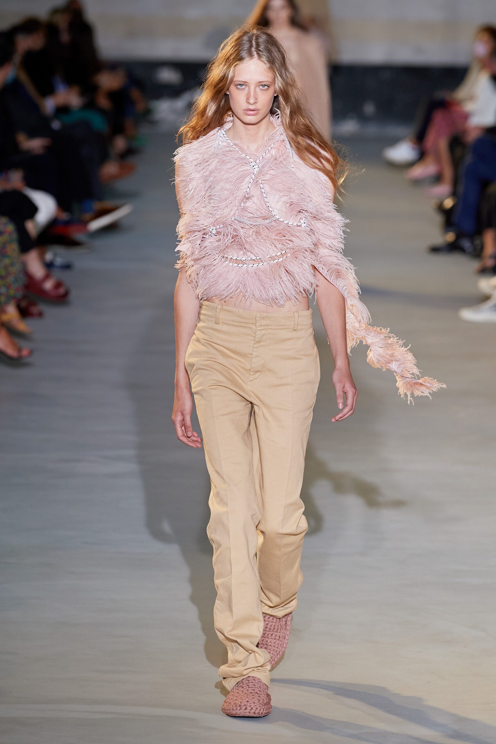 No. 21 S/S 22 Look 8