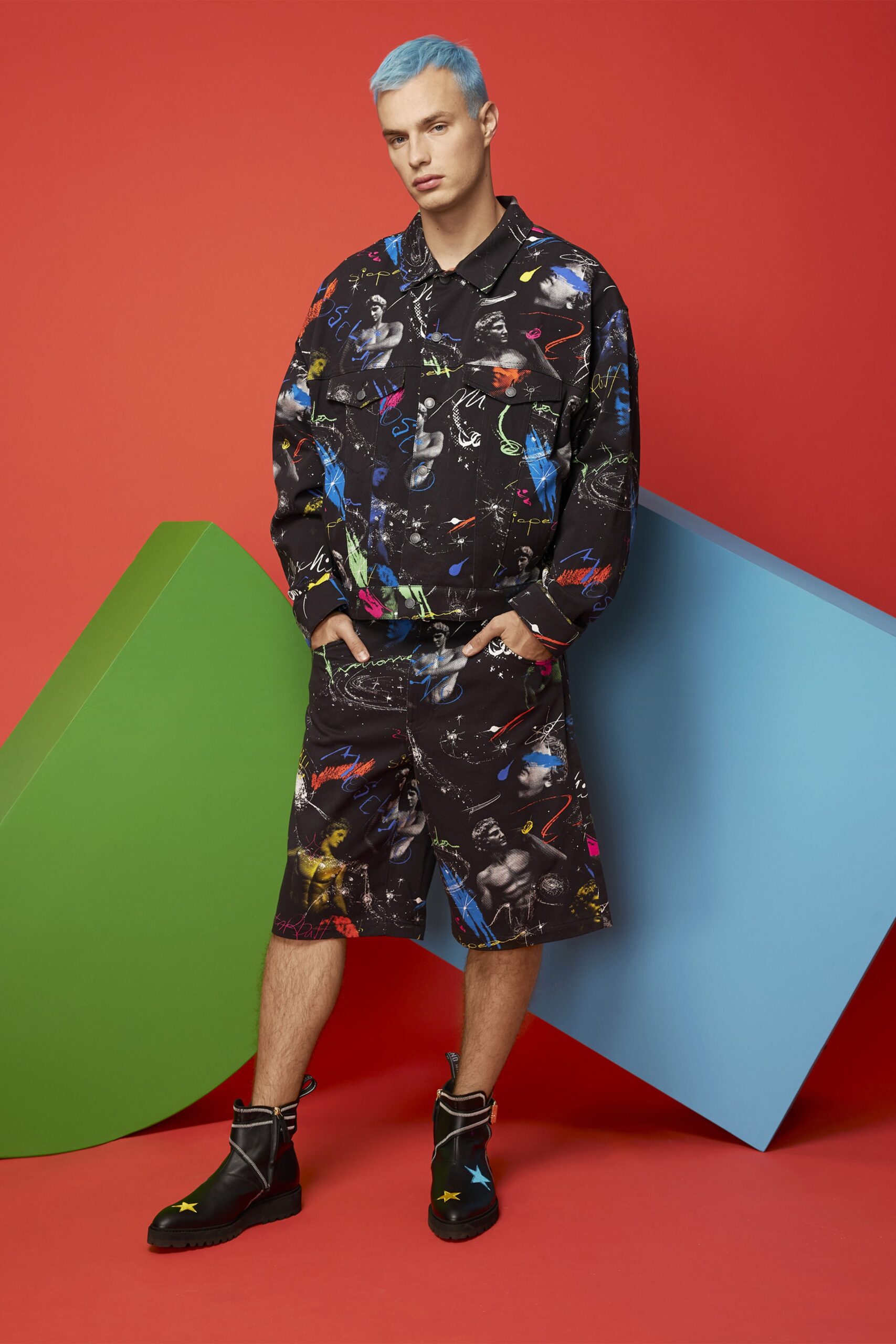 Moschino Resort 21 Look 8