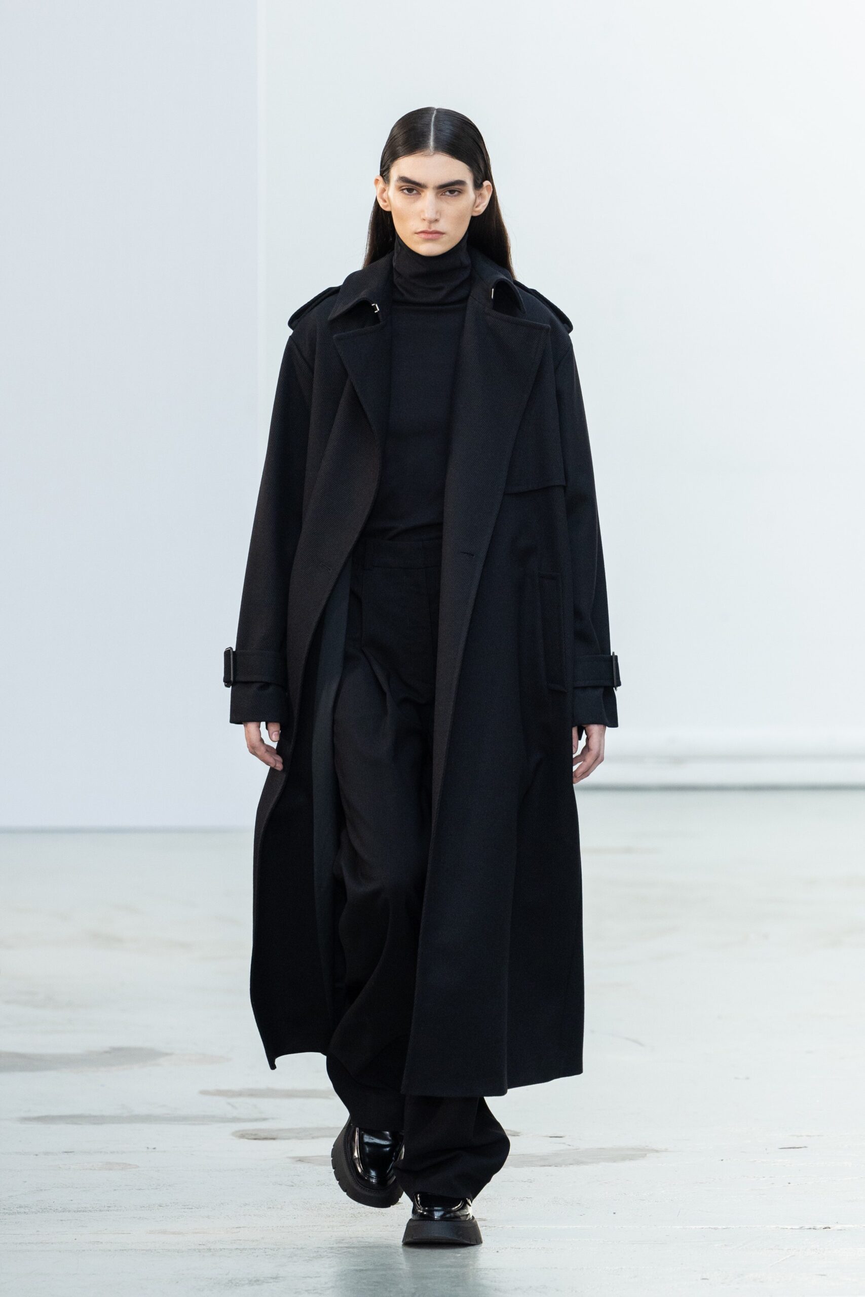 Nehera F/W 23 Look 8