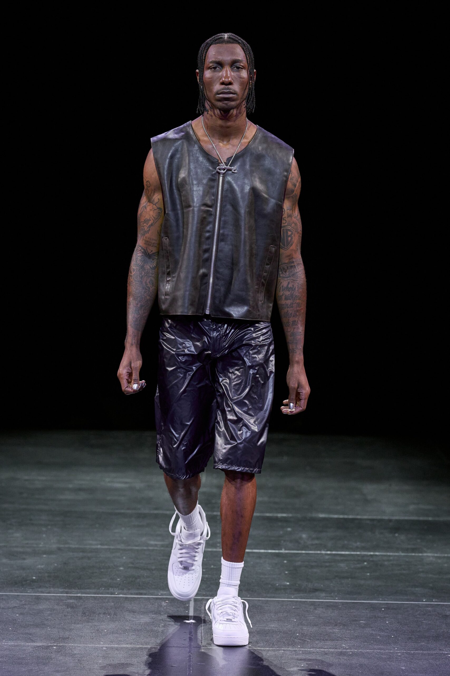 No Sesso S/S 23 Look 8