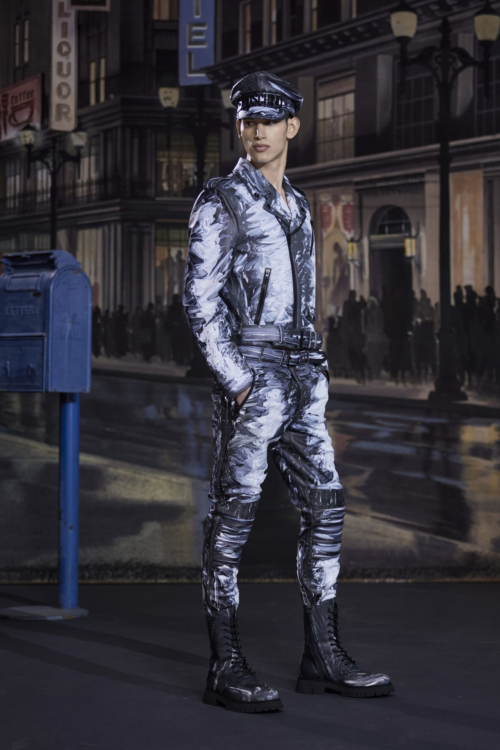 Moschino F/W 21 Menswear Look 9