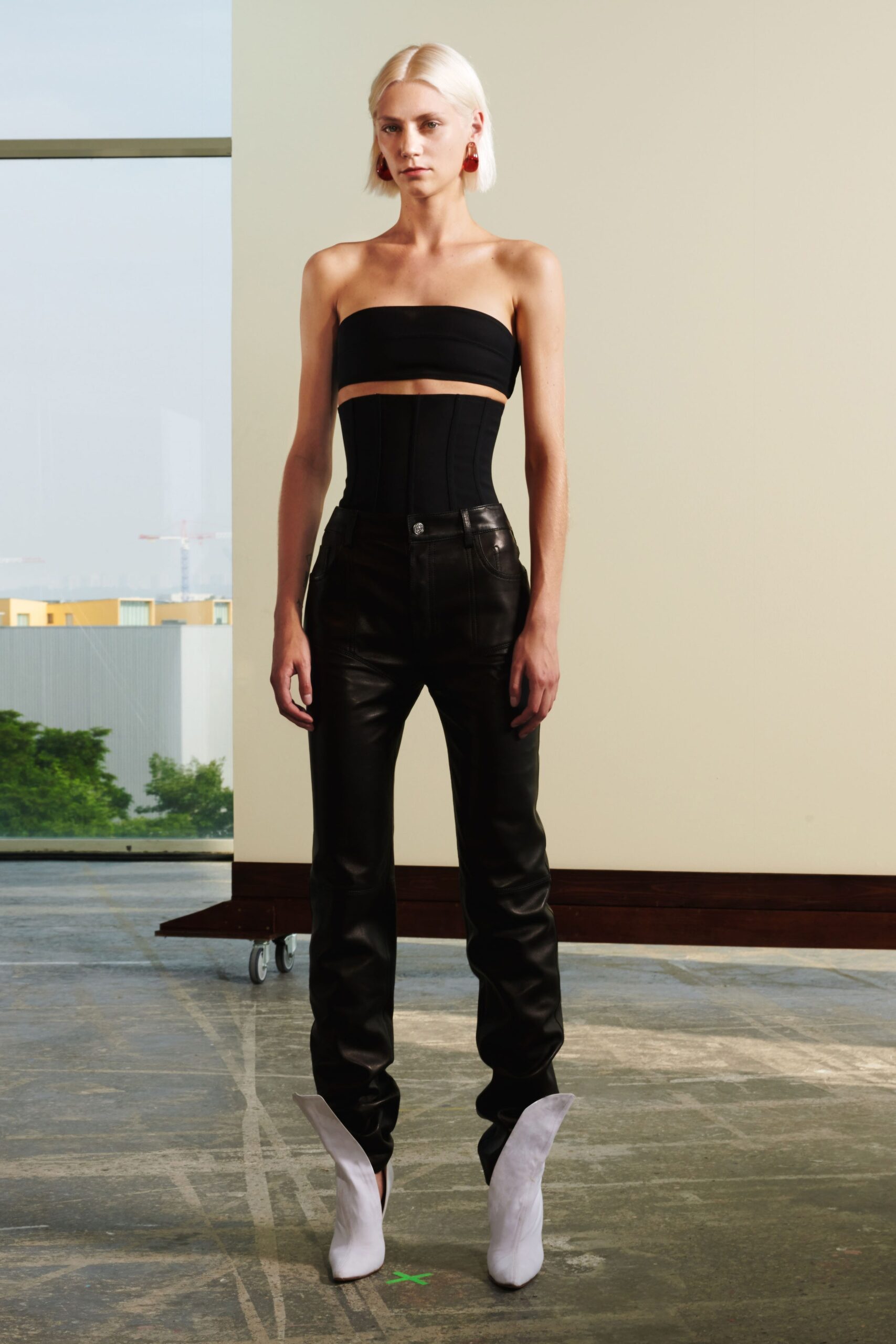 Mugler Resort 19 Look 7