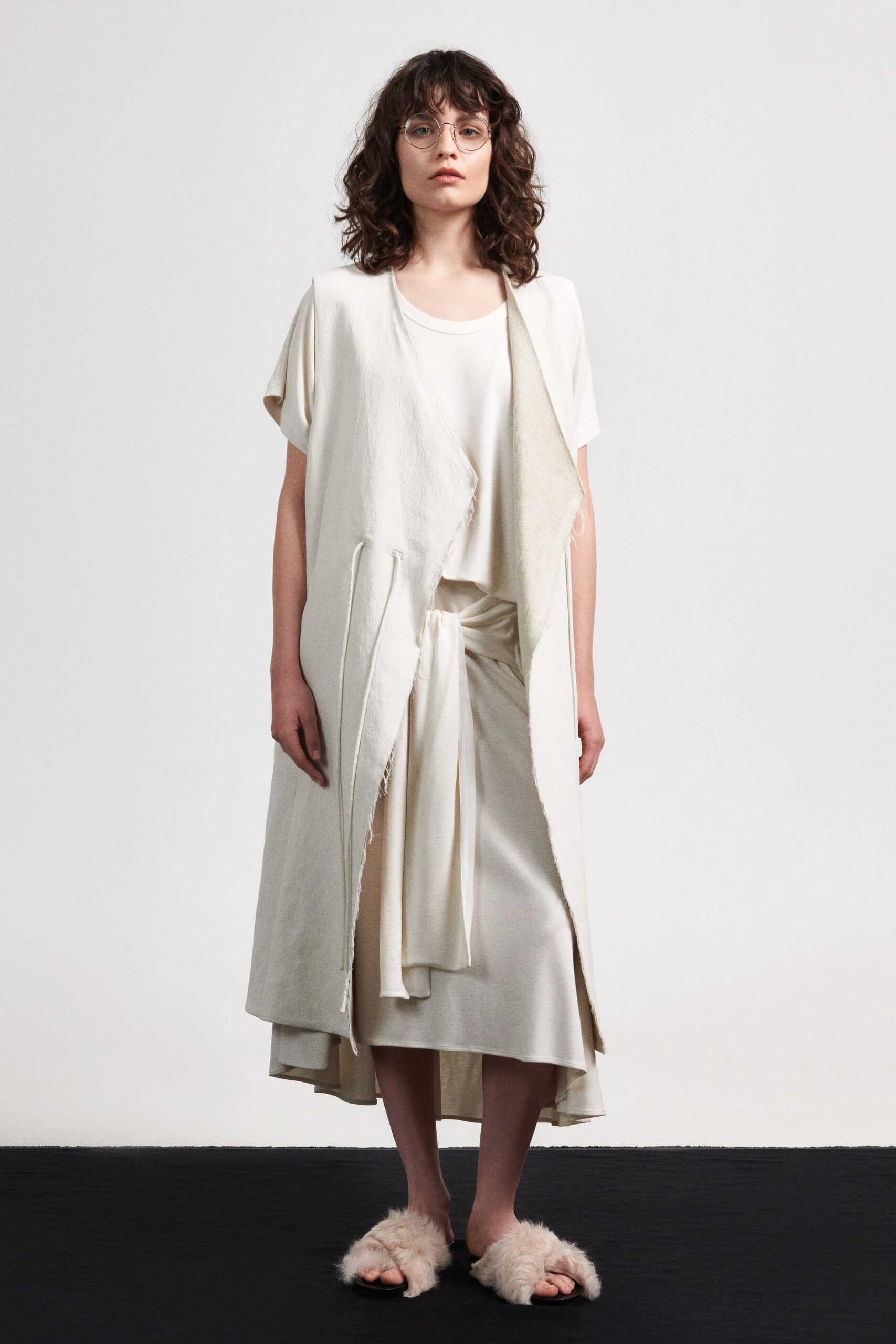 Nehera Resort 21 Look 9
