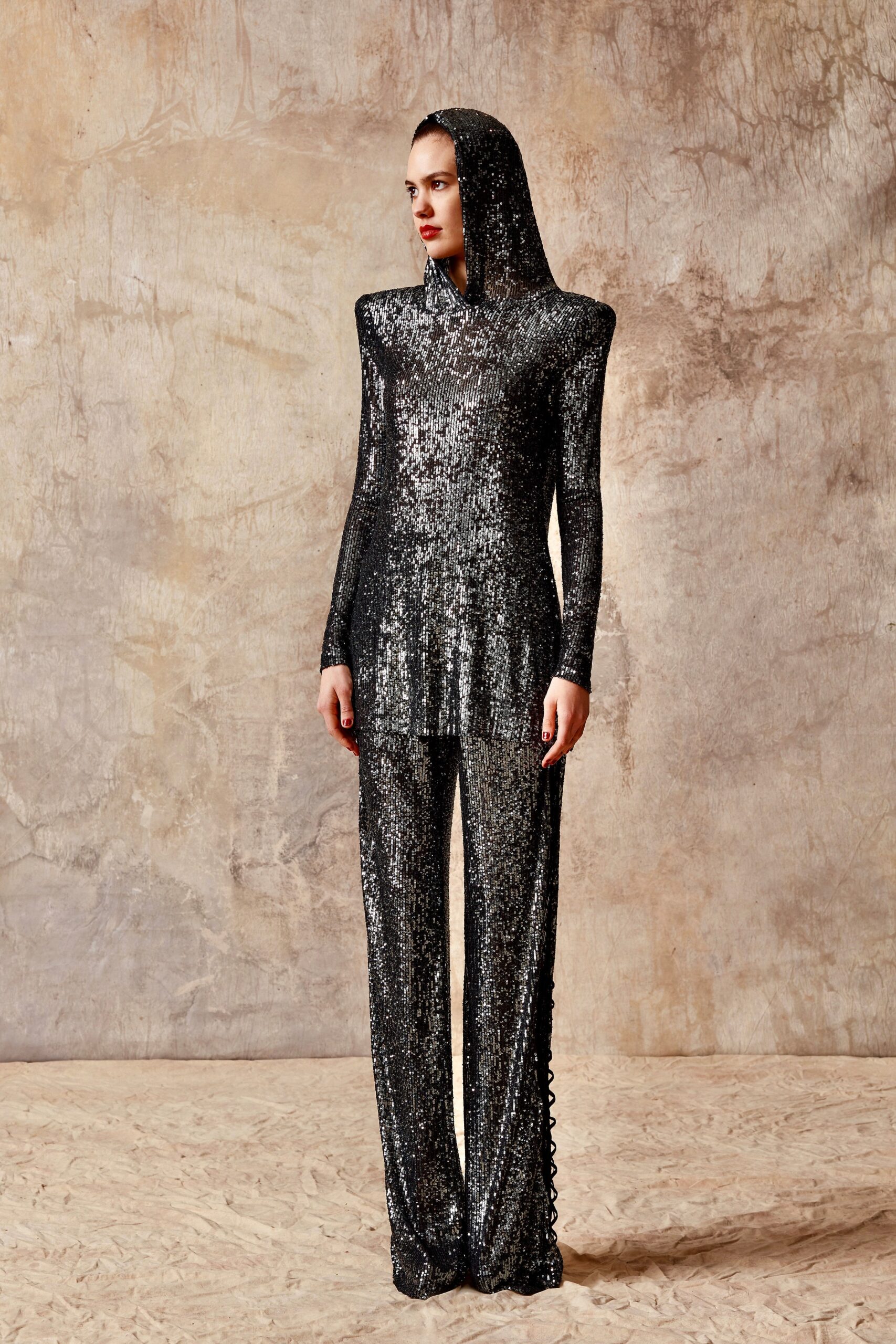 Naeem Khan F/W 22 Look 9