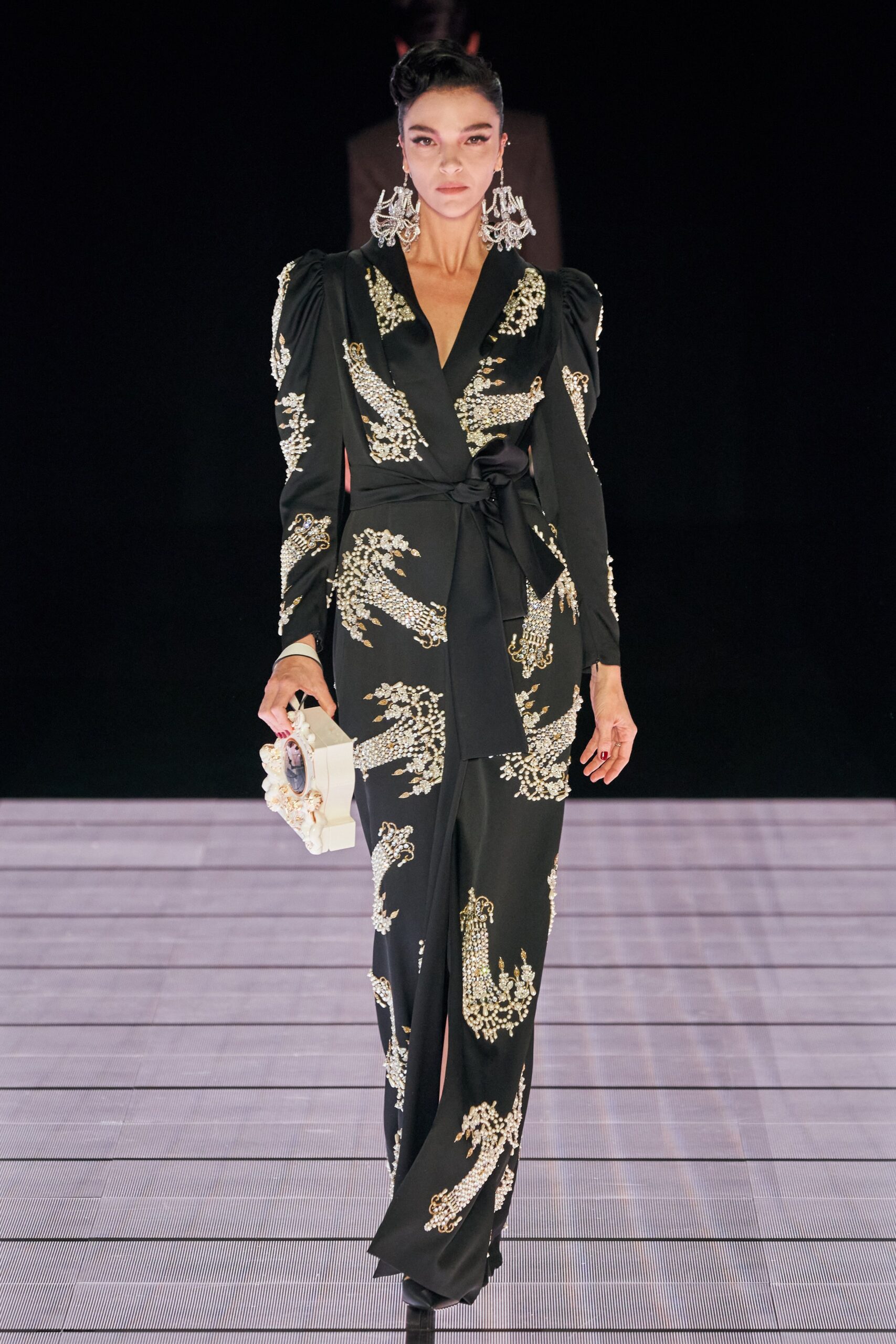 Moschino F/W 22 Look 9